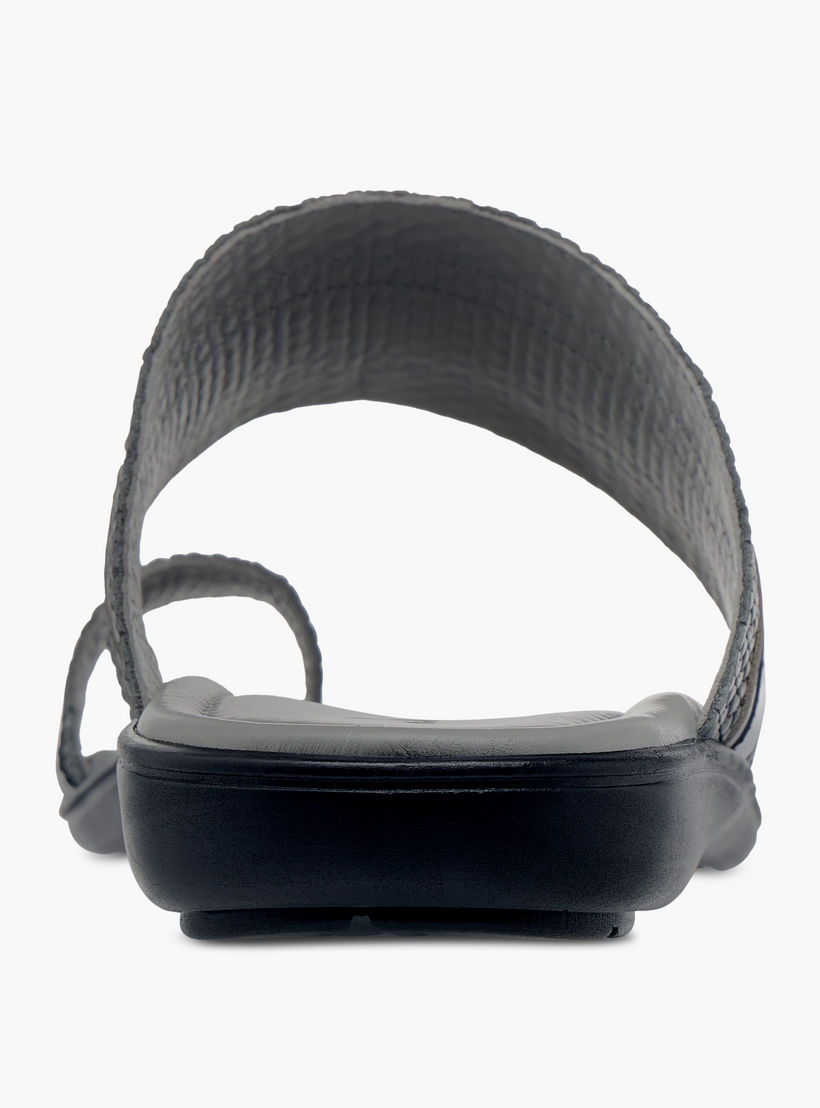 Al Waha Textured Textured Slip-On Arabic Sandals with Toe Loop Detail-men-shoes-sandals-image-4