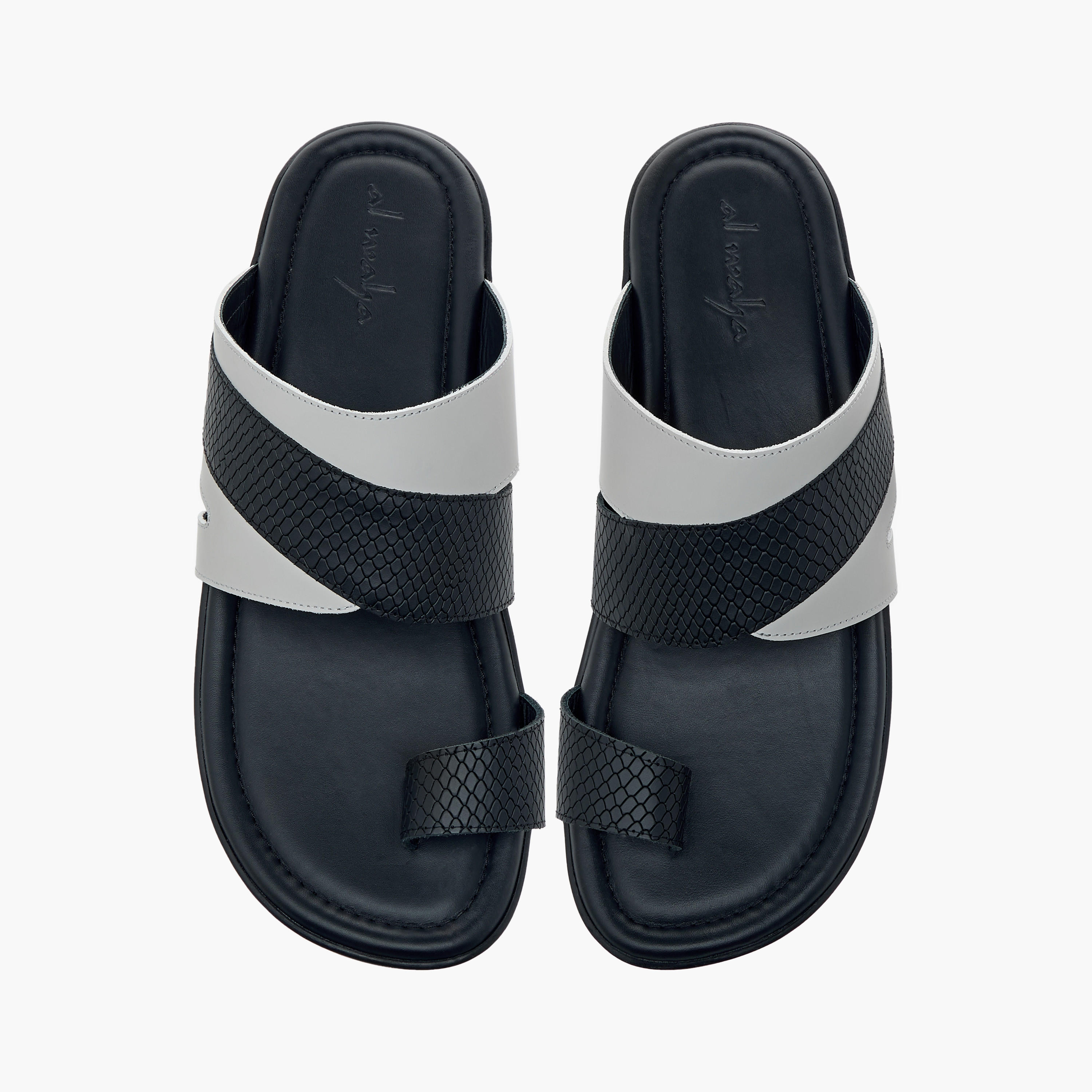 صندل عربي سهل الارتداء وبارز الملمس بحلقة إصبع من الواحة-men-shoes-sandals-image-1