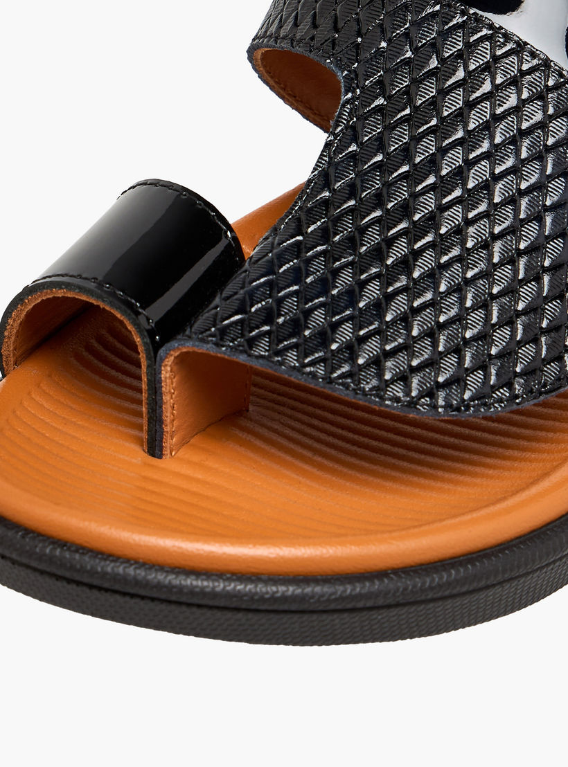 صندل عربي بارز الملمس للأولاد من الواحة-boys-shoes-sandals-image-4