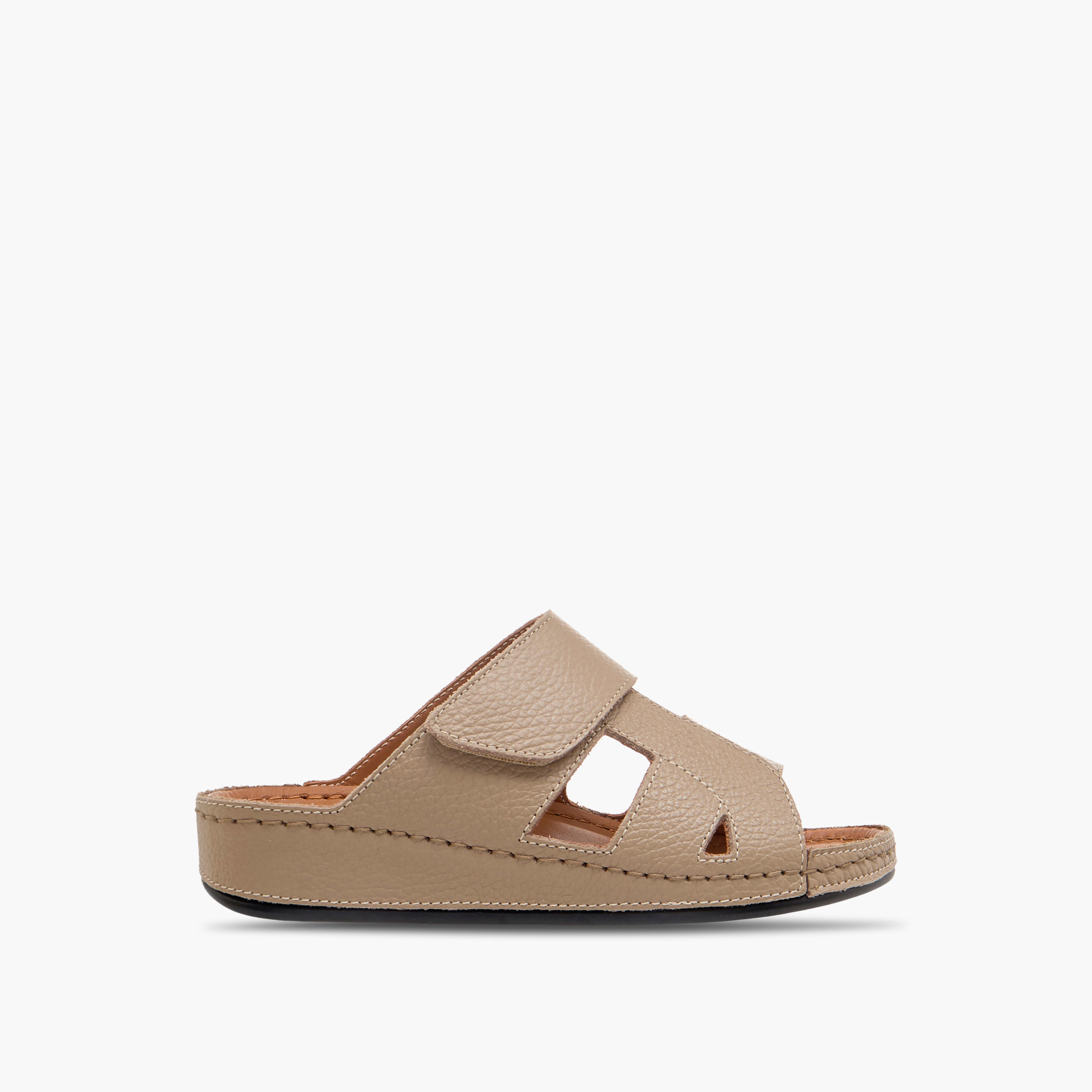 Al Waha Textured Slip-On Arabic Sandals-boys-shoes-sandals-image-2