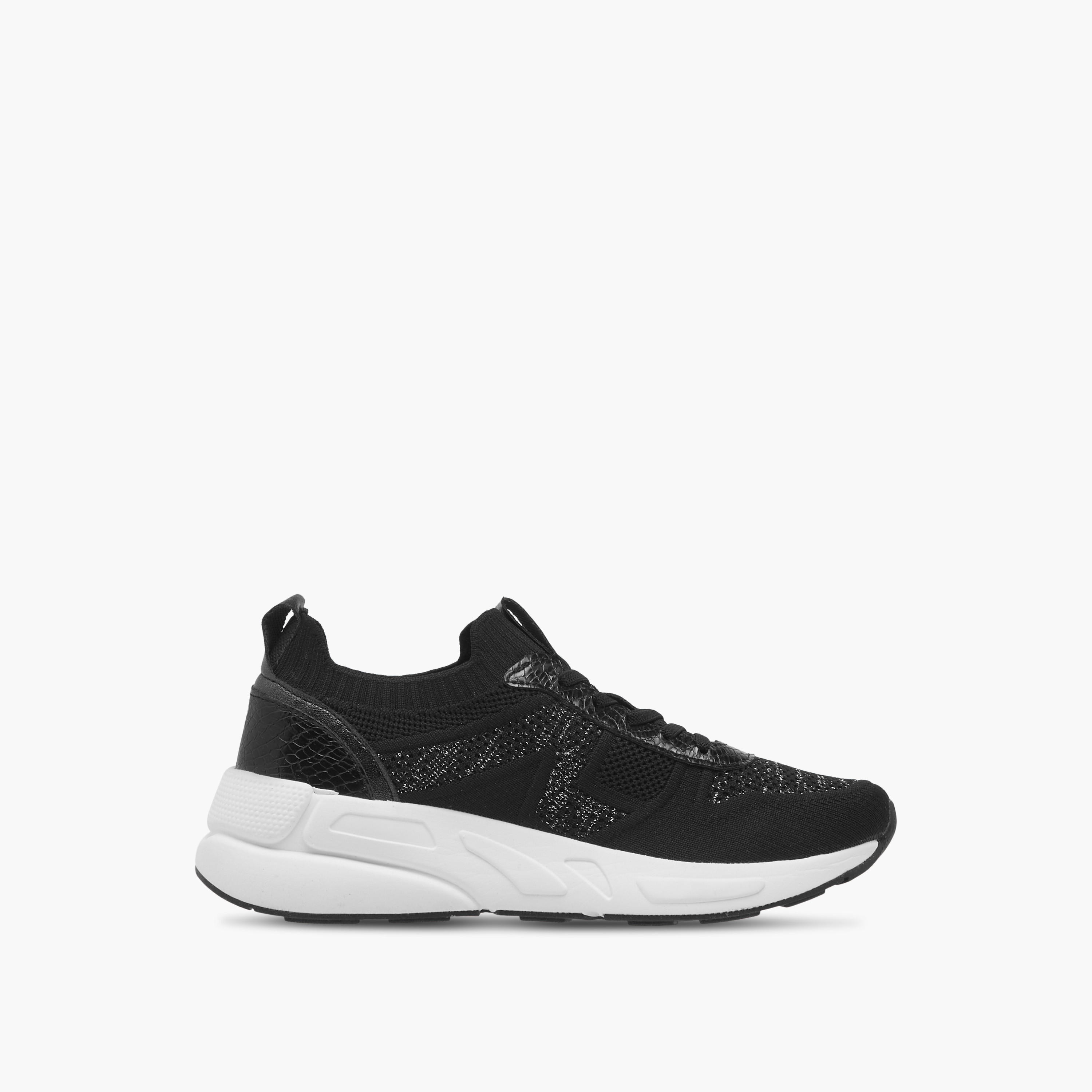 حذاء سنيكرز سهل الارتداء برباط من فلورا بيلا-women-shoes-sneakers-image-3