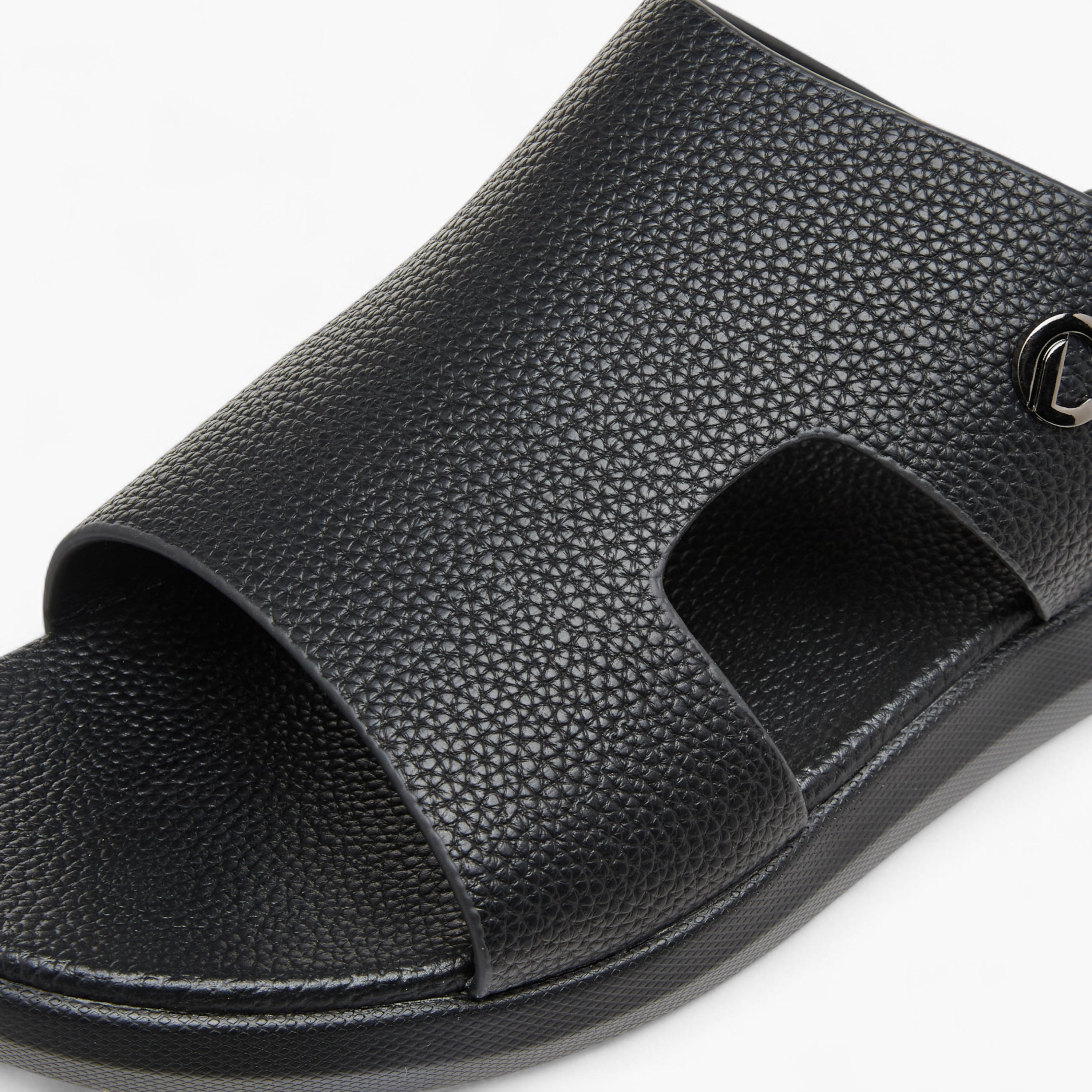 Le Confort Cut-Out Detail Slip-On Sandals-men-shoes-sandals-image-4