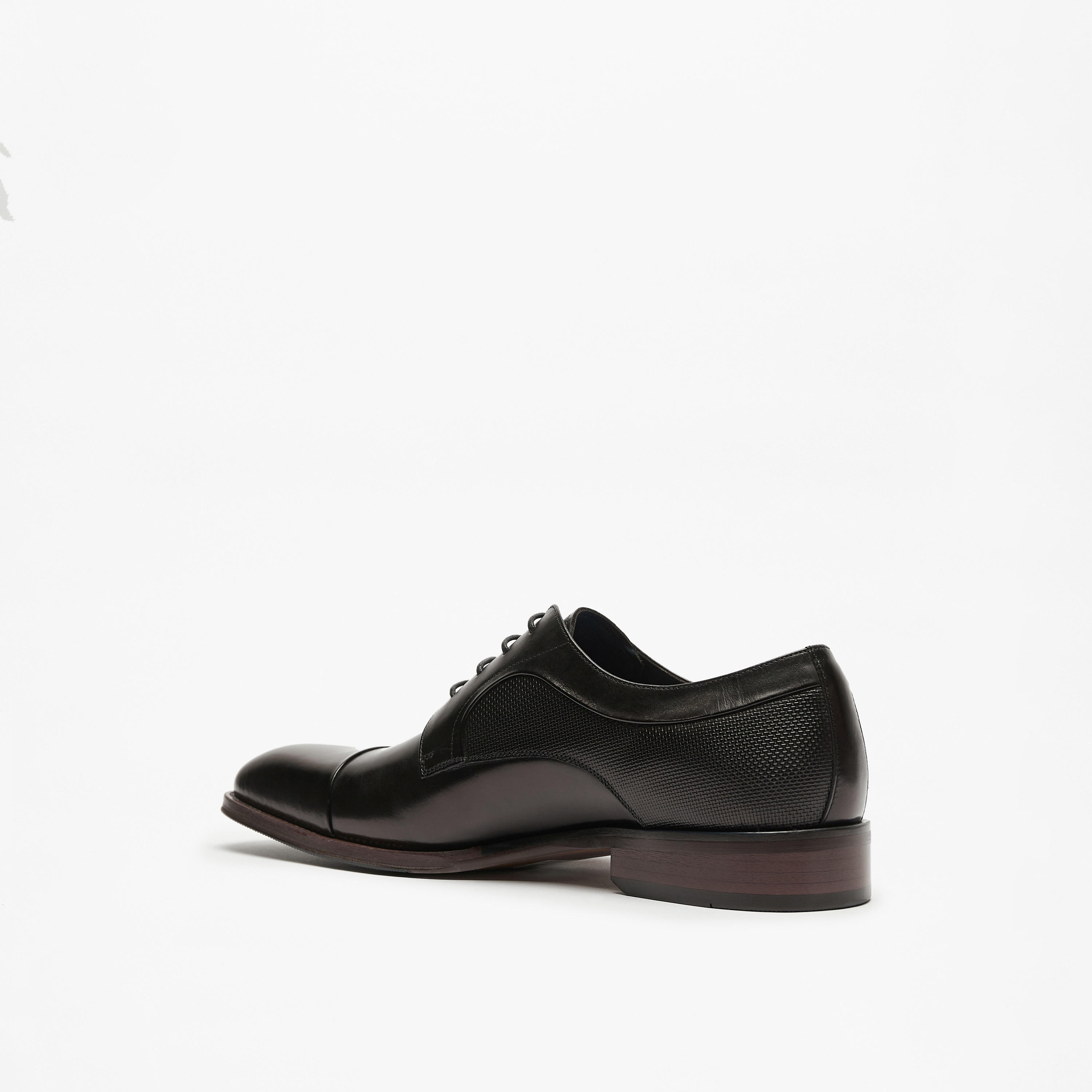 حذاء ديربي جلد برباط إغلاق للرجال من دوتشيني-men-shoes-formalshoes-image-3