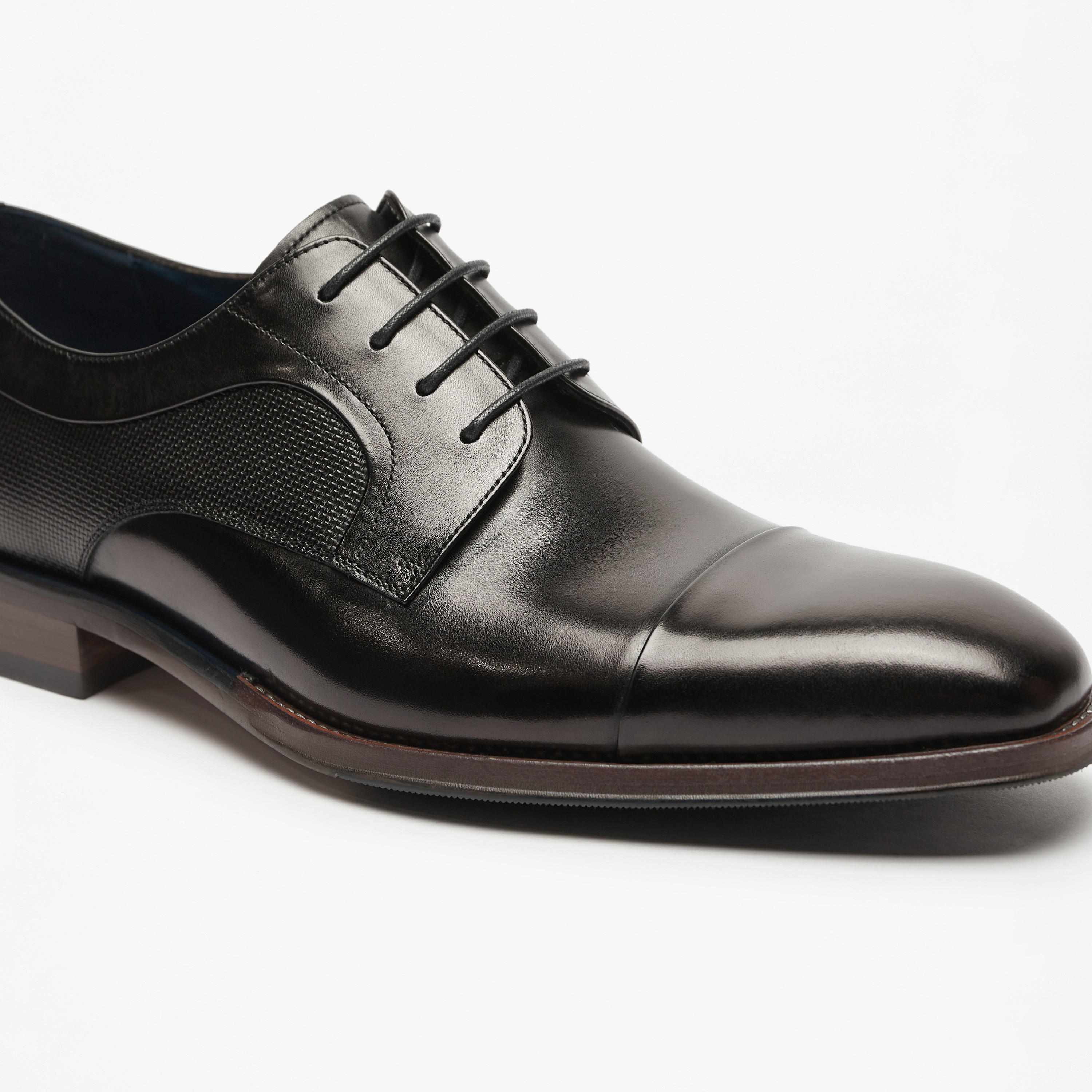 حذاء ديربي جلد برباط إغلاق للرجال من دوتشيني-men-shoes-formalshoes-image-6