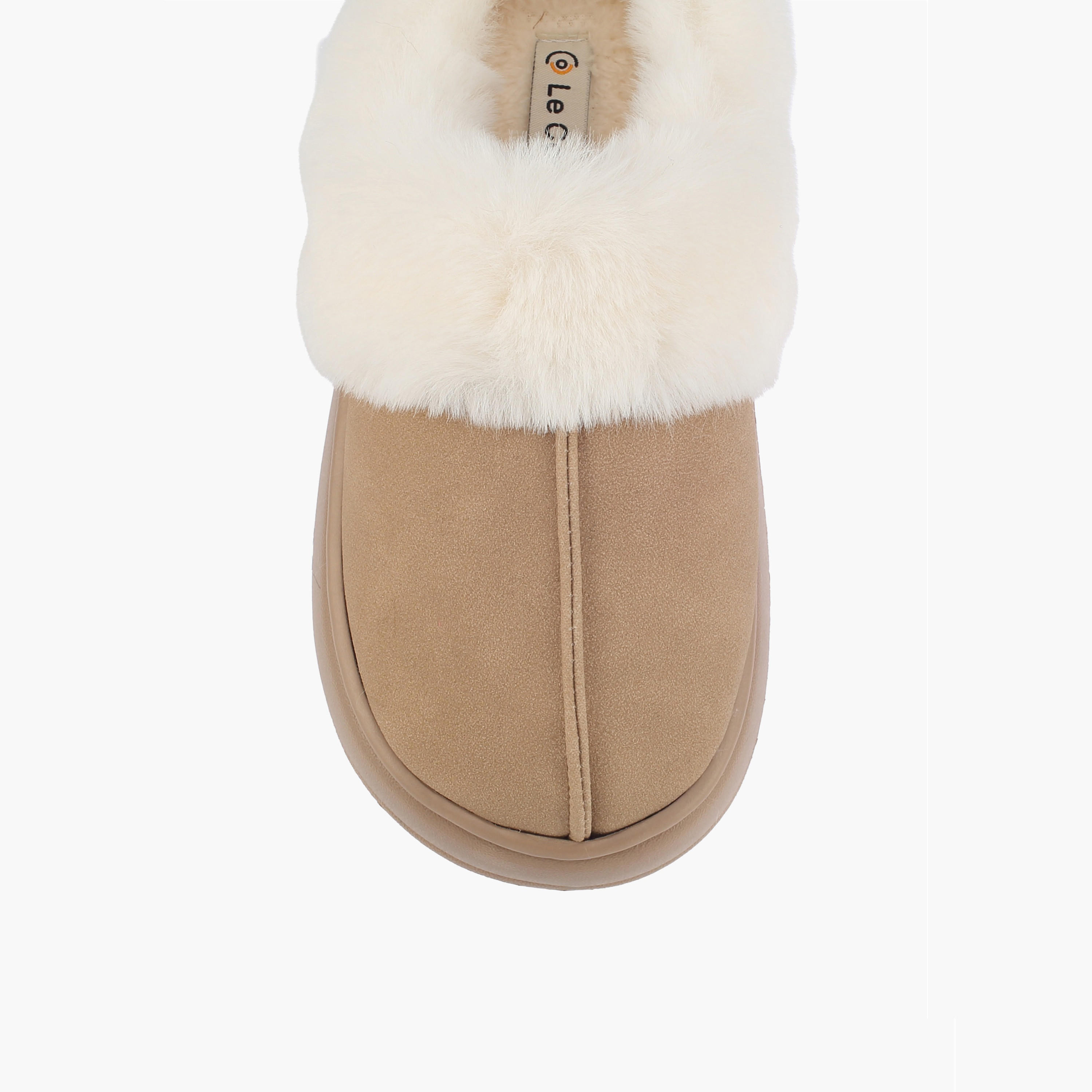 شبشب غرفة نوم فرو صناعي من لو كونفورت-women-shoes-bedroomslippers-image-3