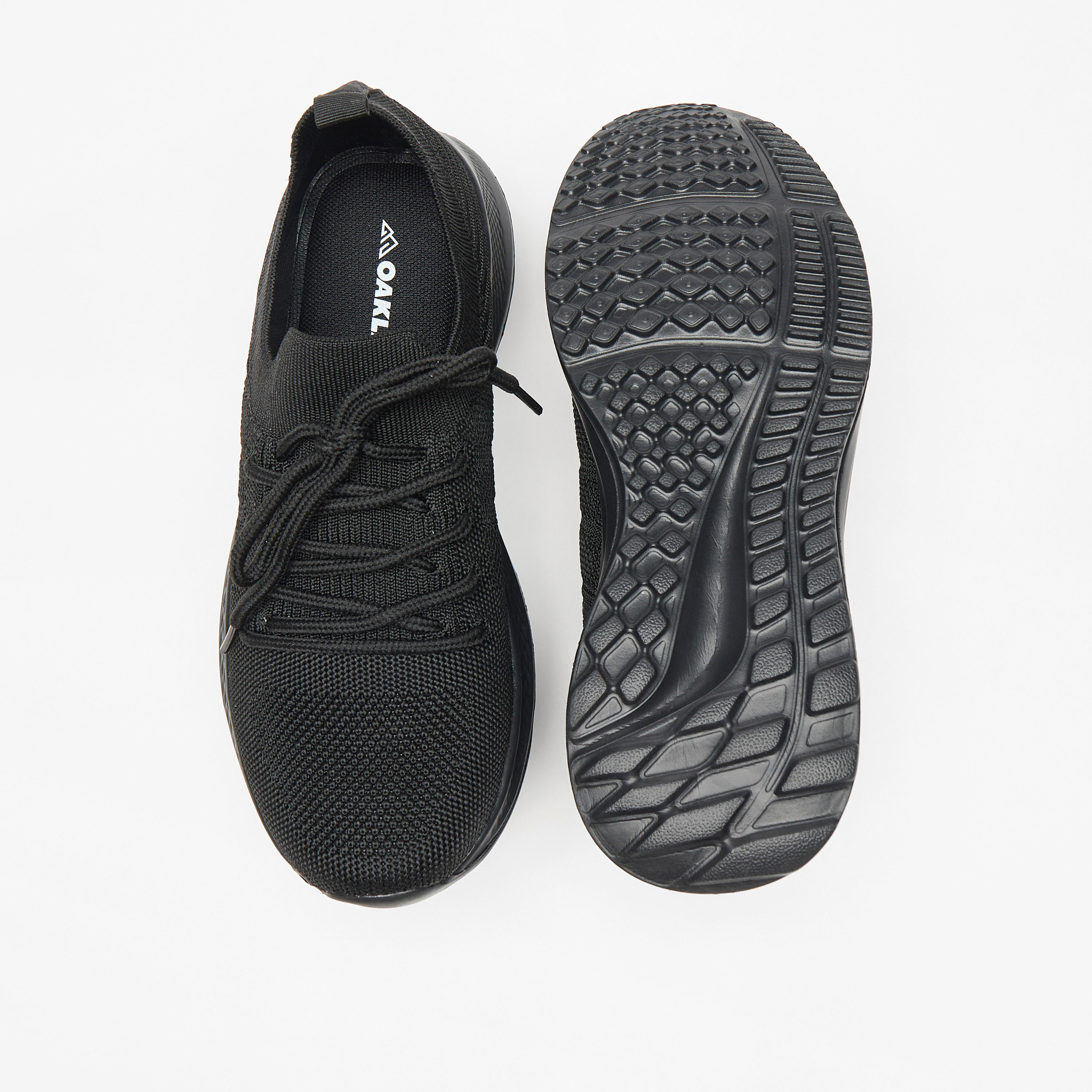 حذاء رياضي بارز الملمس برباط إغلاق من أوكلان من شو إكسبريس-women-shoes-sneakers-image-4