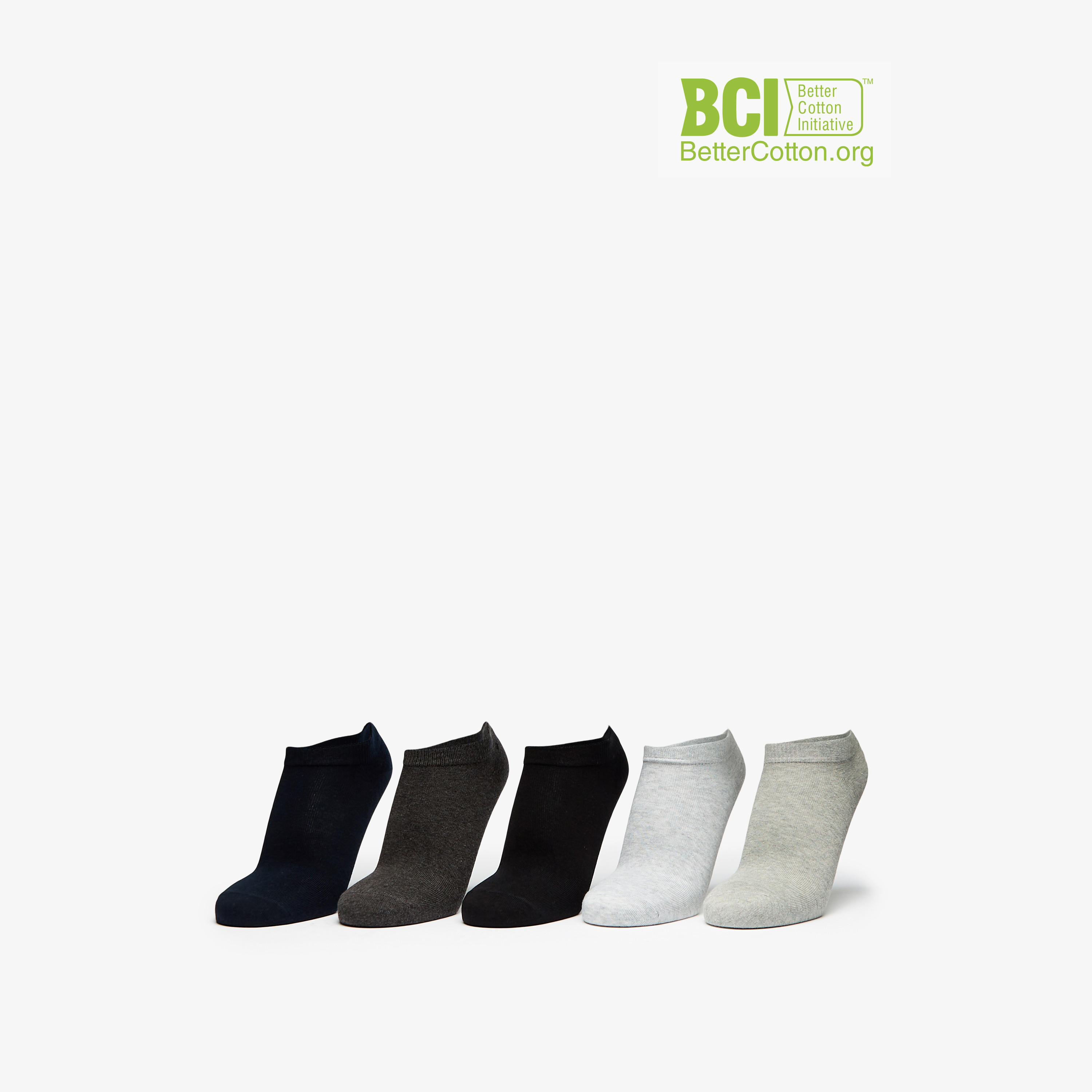 طقم جوارب 5 أزواج سادة بطول الكاحل من شومارت-men-socks-image-1