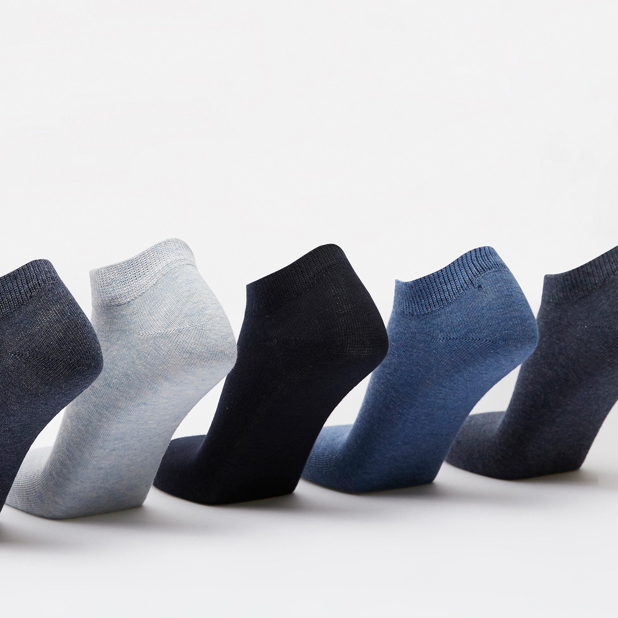 طقم جوارب 5 أزواج سادة بطول الكاحل-men-socks-image-2