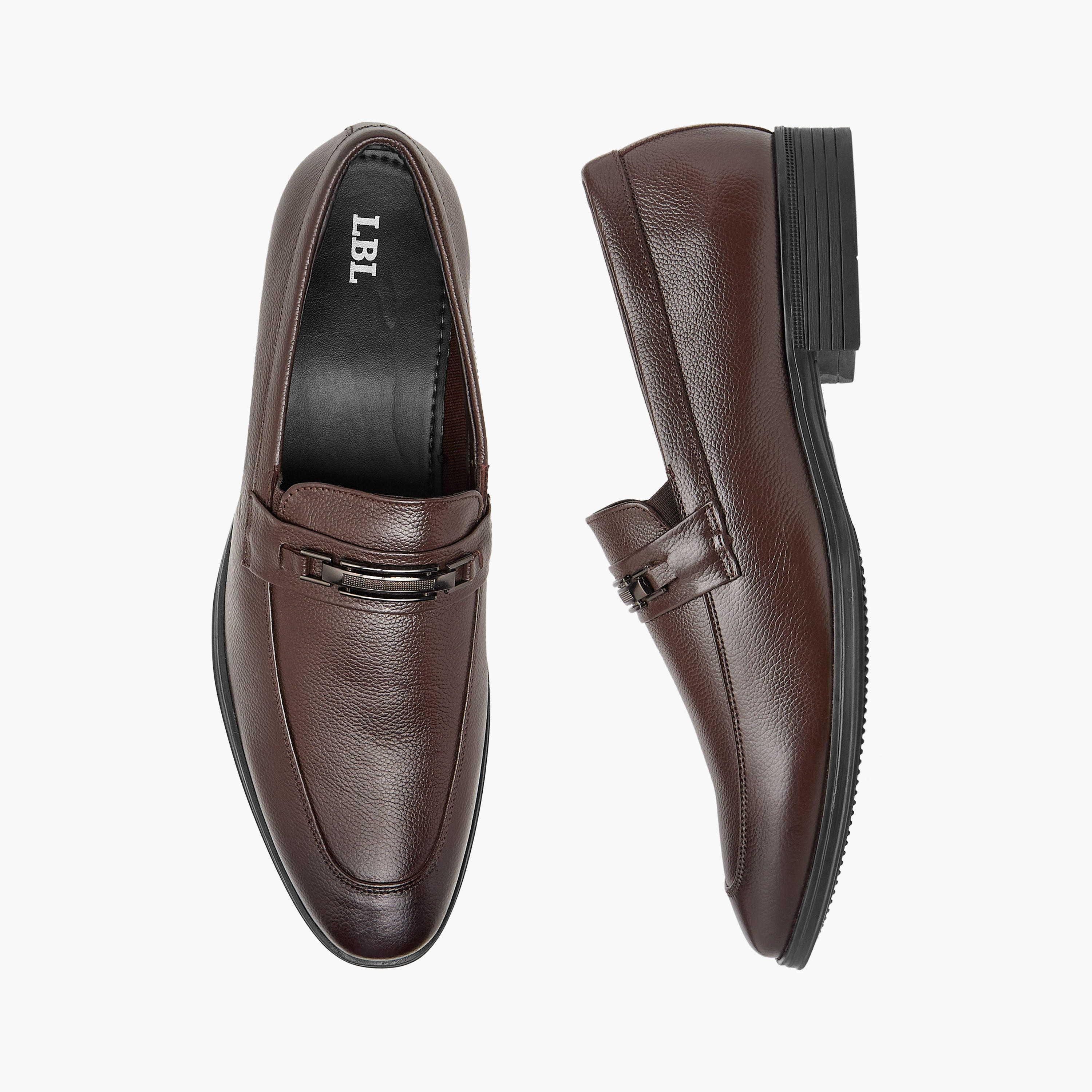 حذاء سهل الارتداء بزينة معدنية من أل بي أل من شو إكسبريس-men-shoes-formalshoes-image-1