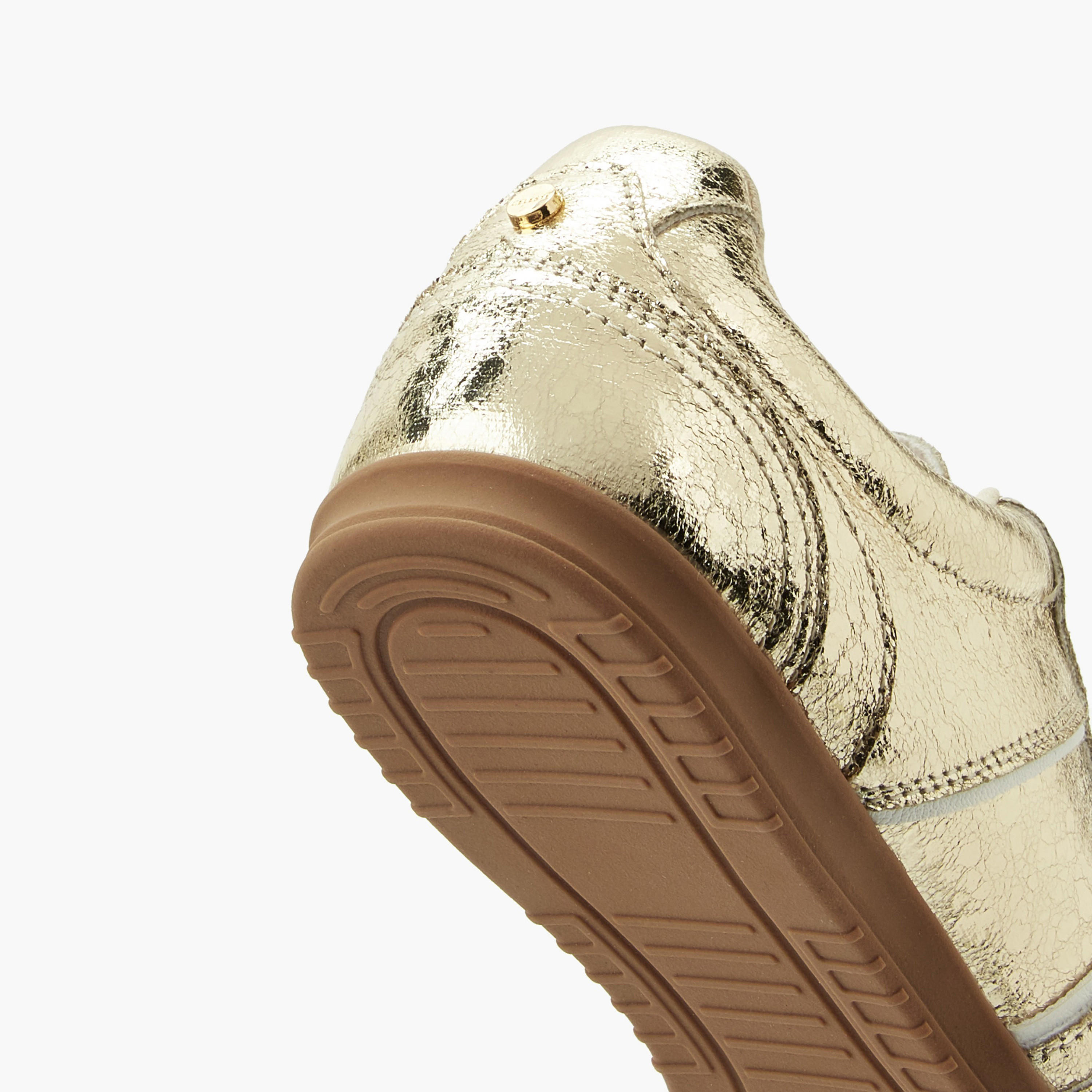 حذاء كاحل برباط إغلاق للنساء من سيليست-women-shoes-sneakers-image-5