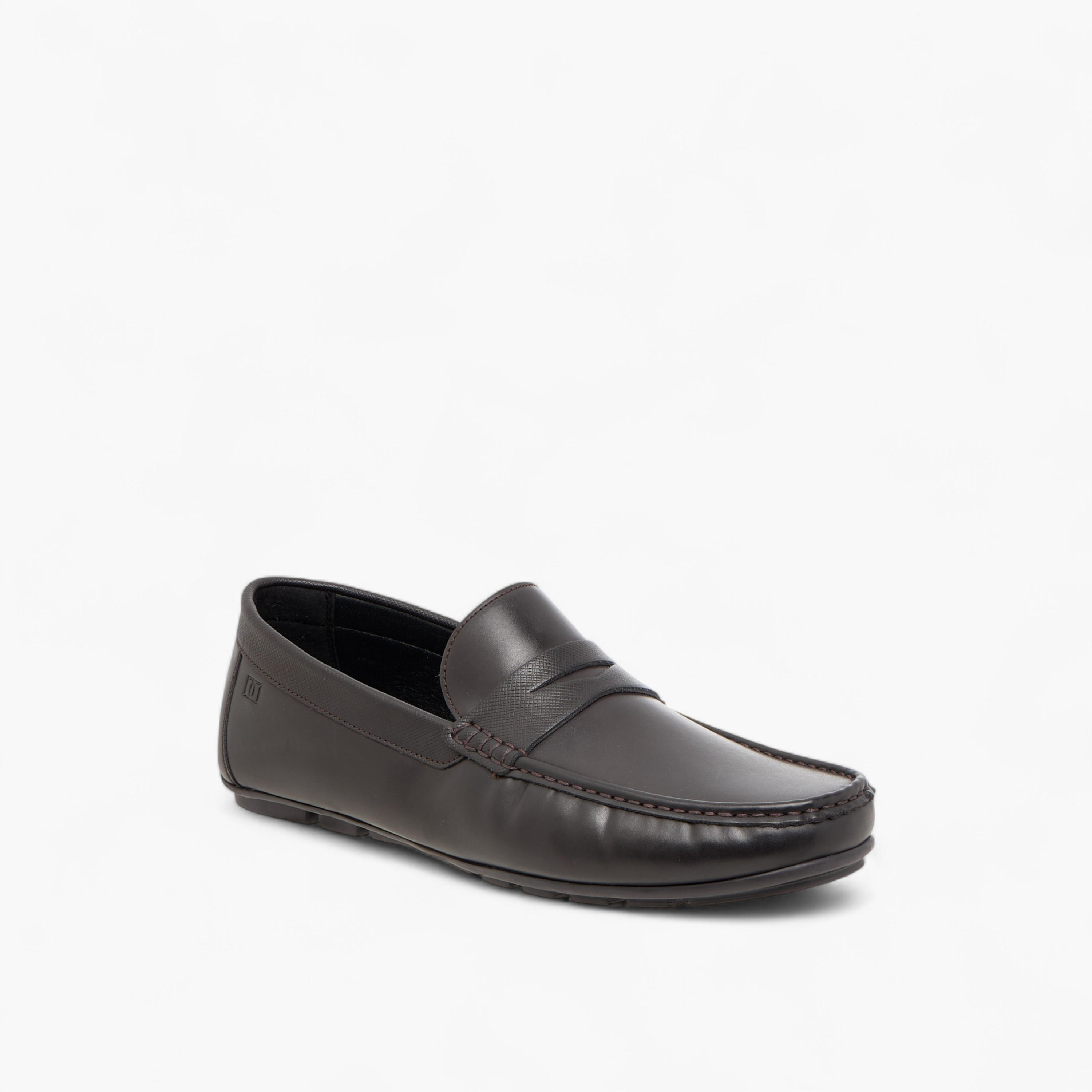 Duchini Men's Solid Slip-On Moccasins with Cut-Out Detail-men-shoes-formalshoes-image-2