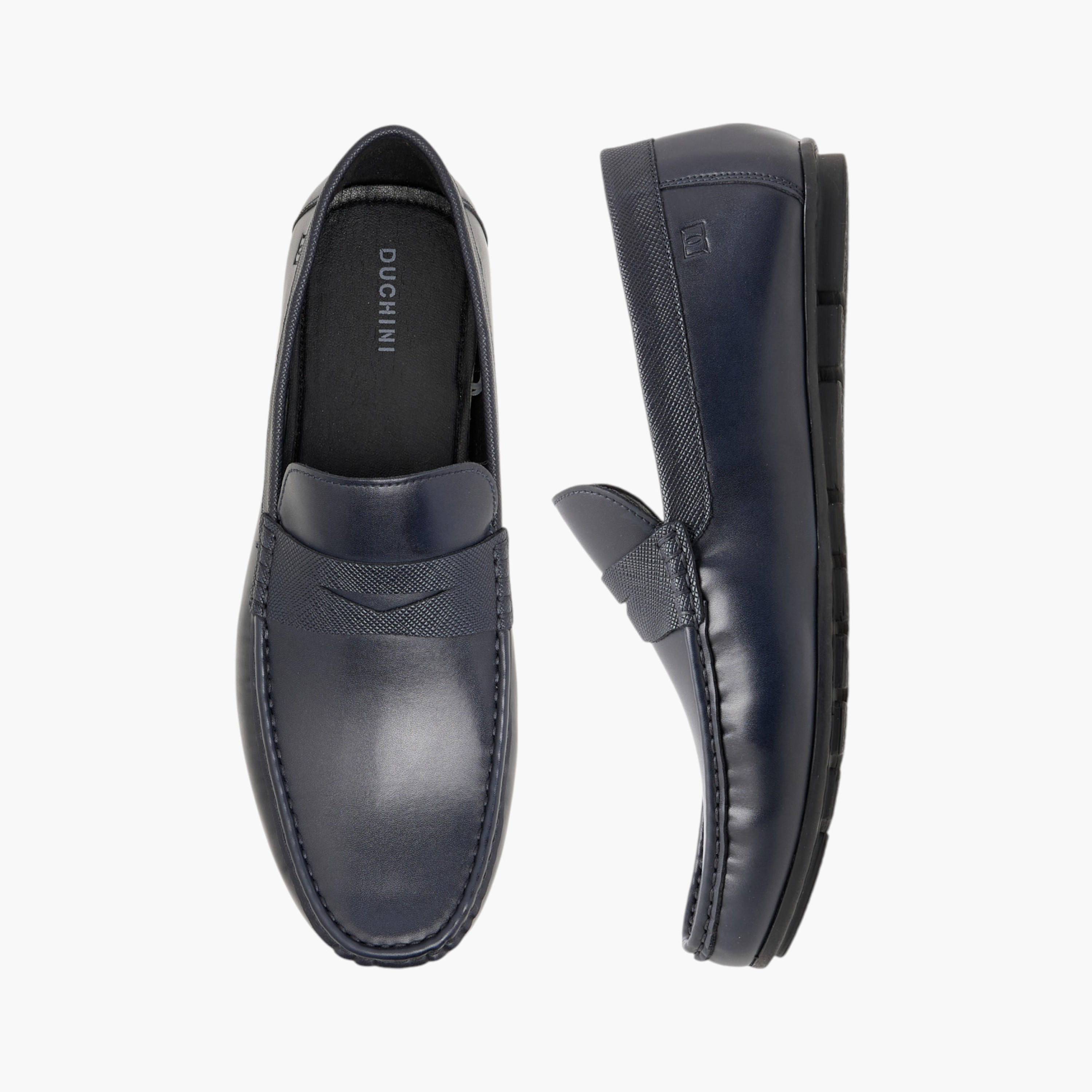 Duchini Men's Solid Slip-On Moccasins with Cut-Out Detail-men-shoes-loafersandmoccasins-image-1