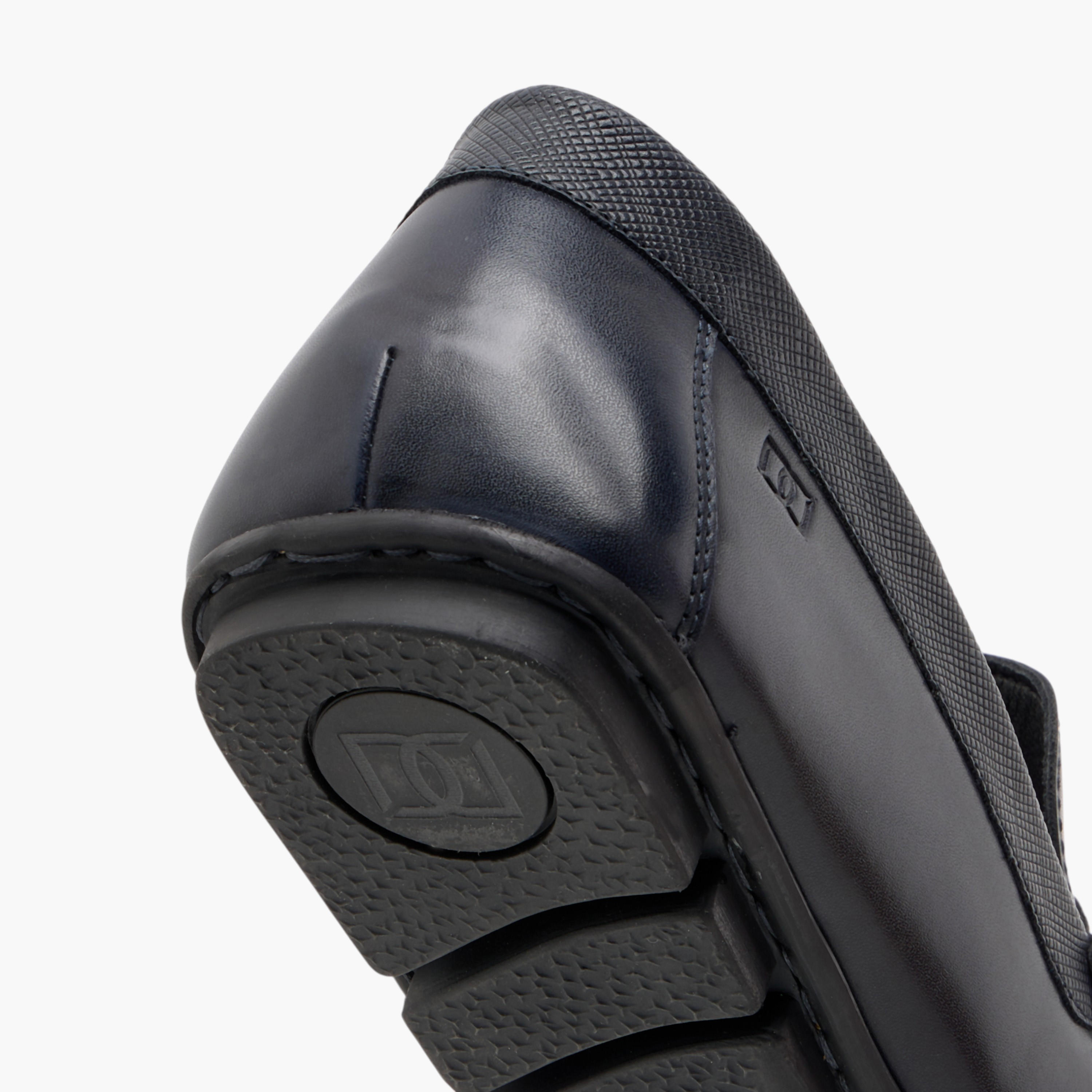 Duchini Men's Solid Slip-On Moccasins with Cut-Out Detail-men-shoes-loafersandmoccasins-image-5