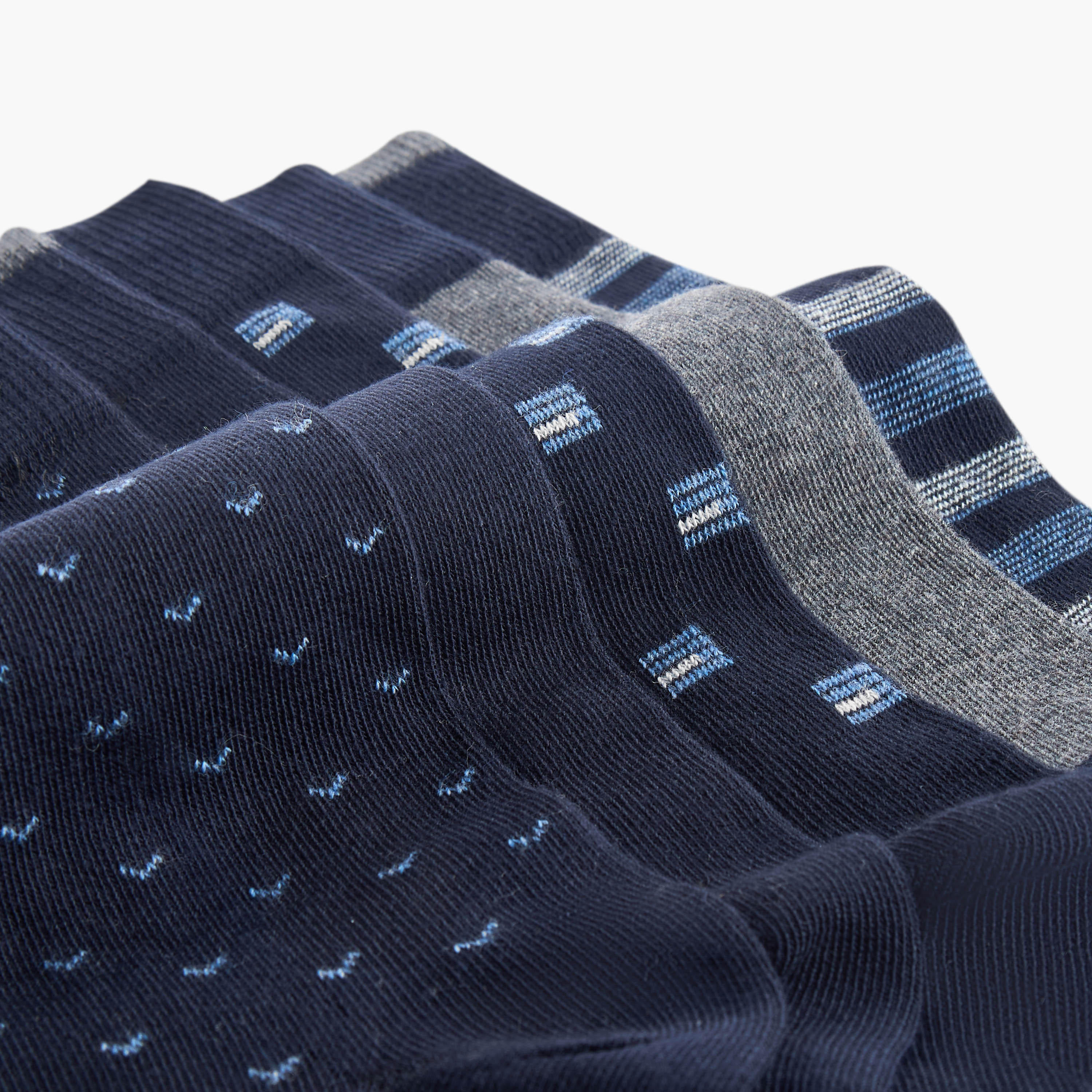 طقم جوارب غير وبريّة 5 قطع بطول متوسط من دوتشيني-men-socks-image-4