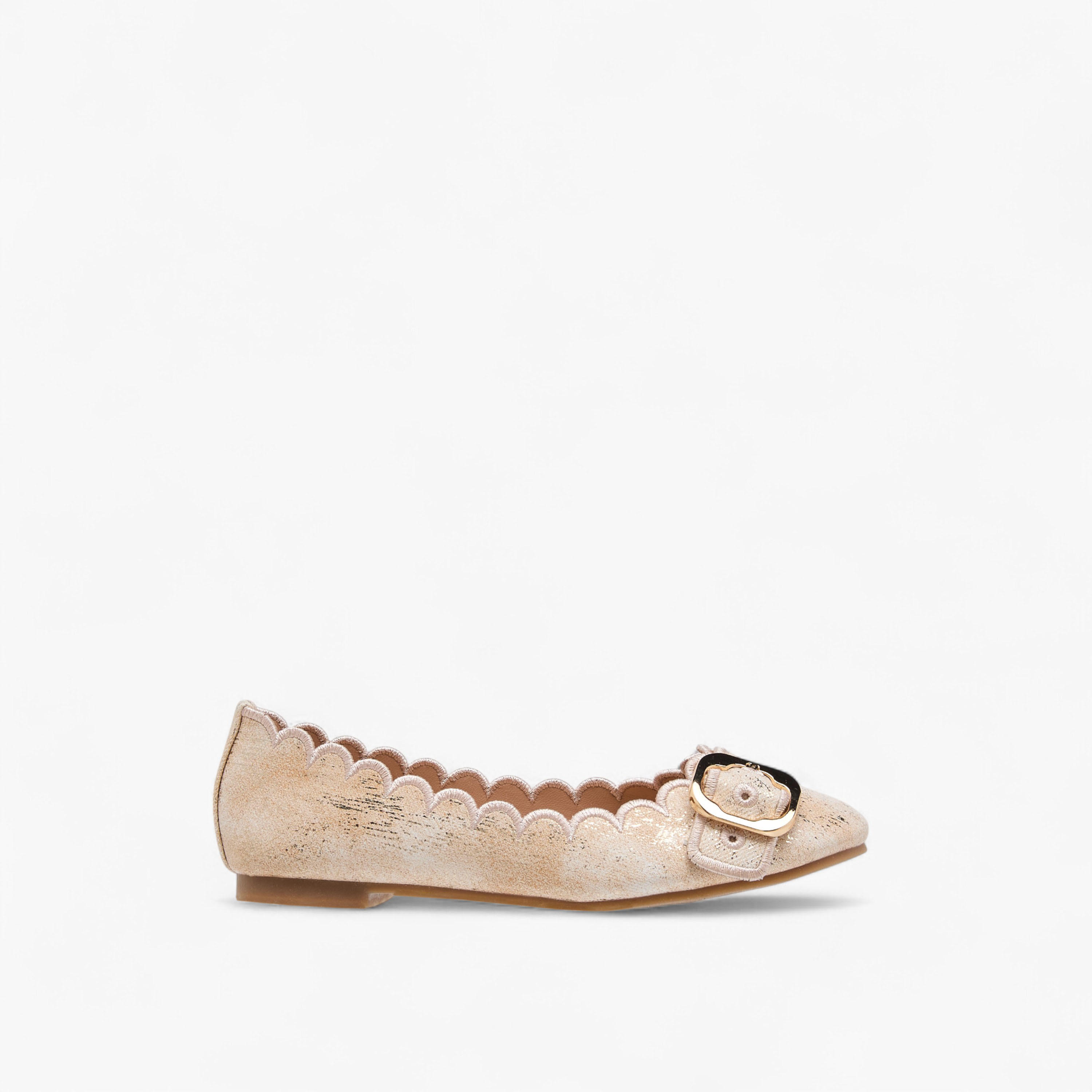 حذاء باليرينا سهل الارتداء بتفاصيل صدفية وزينة إبزيم من ليتل ميسي-girls-shoes-ballerinas-image-3