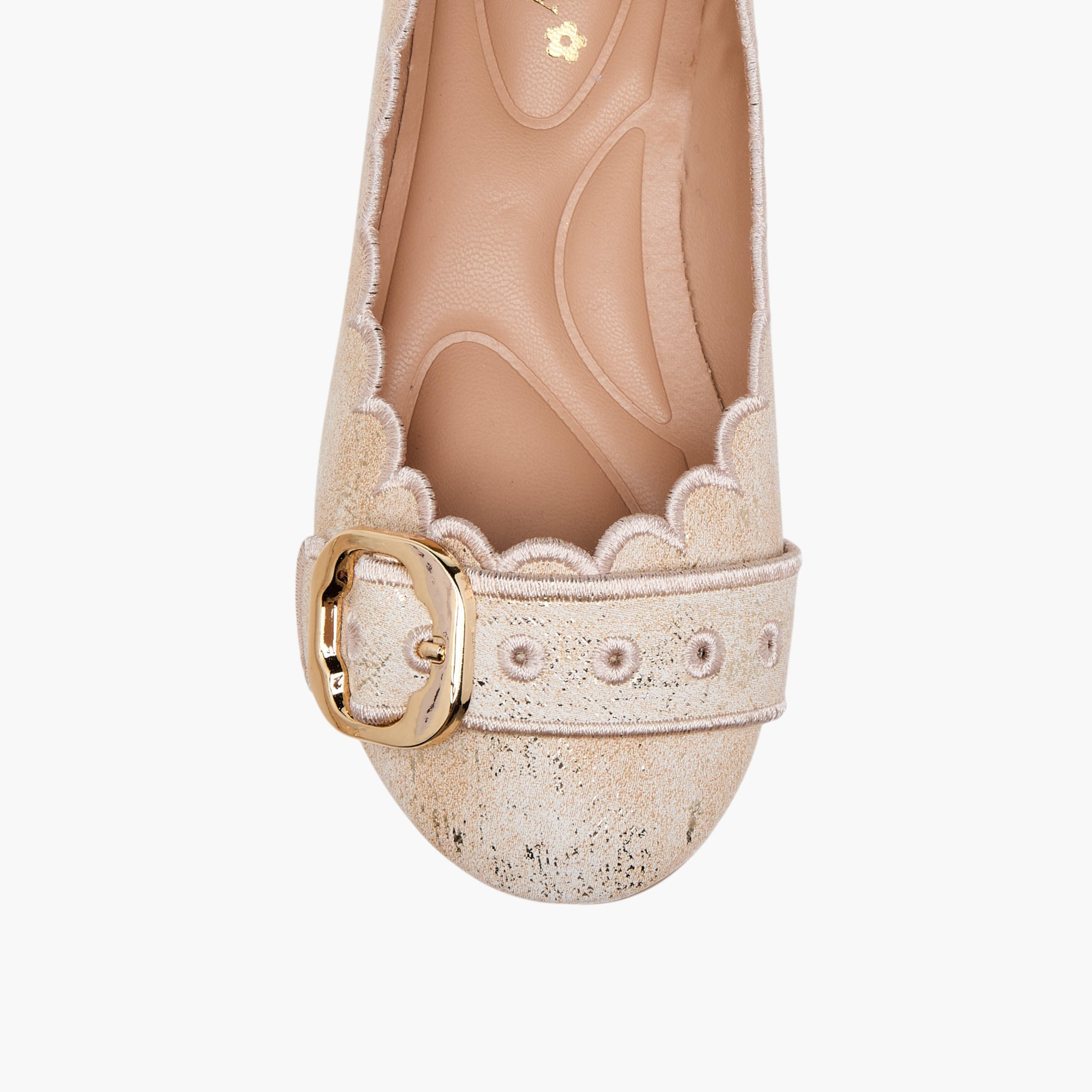 حذاء باليرينا سهل الارتداء بتفاصيل صدفية وزينة إبزيم من ليتل ميسي-girls-shoes-ballerinas-image-4