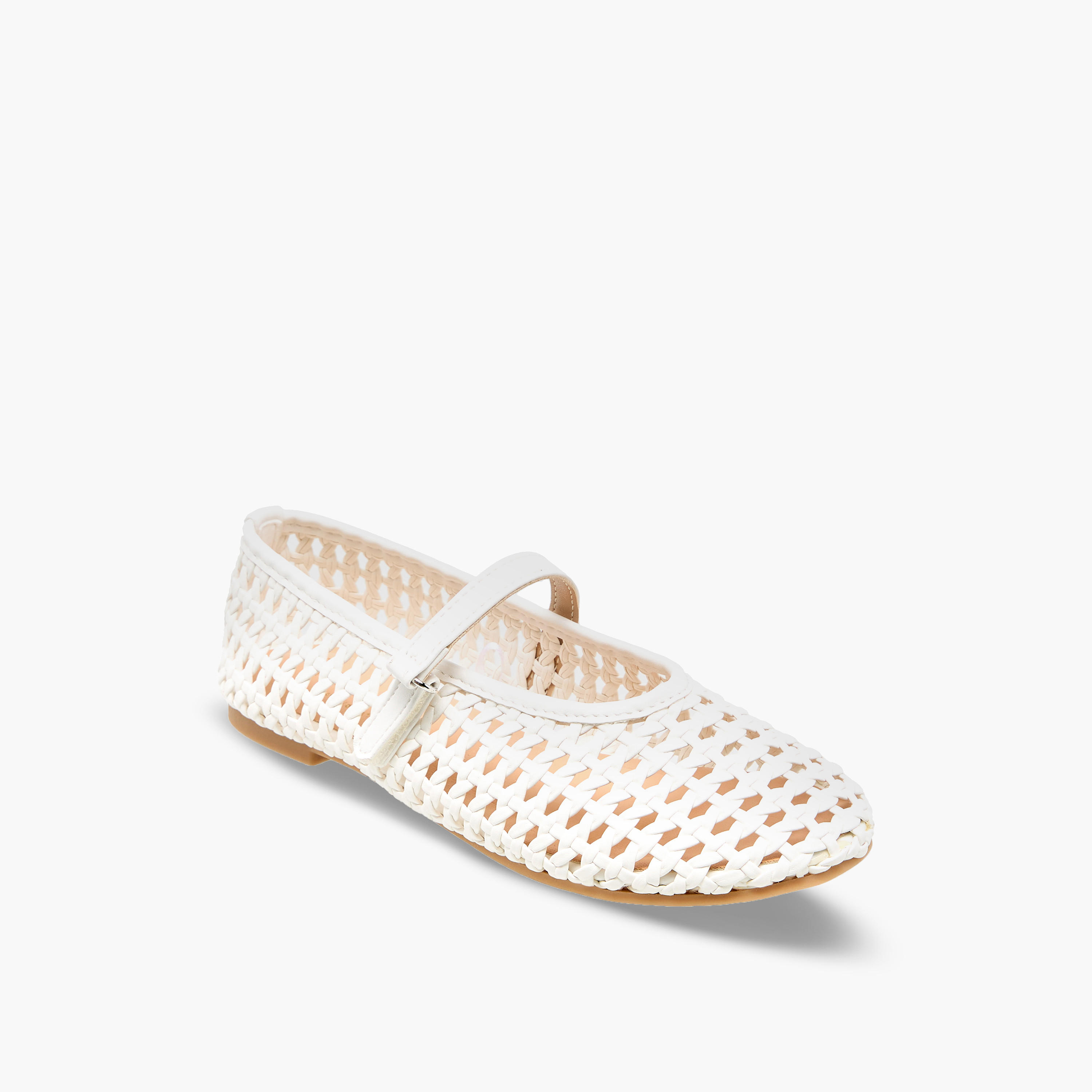 حذاء ماري جين بتفاصيل مفرغة للبنات من ليتل ميسي-girls-shoes-maryjanes-image-2