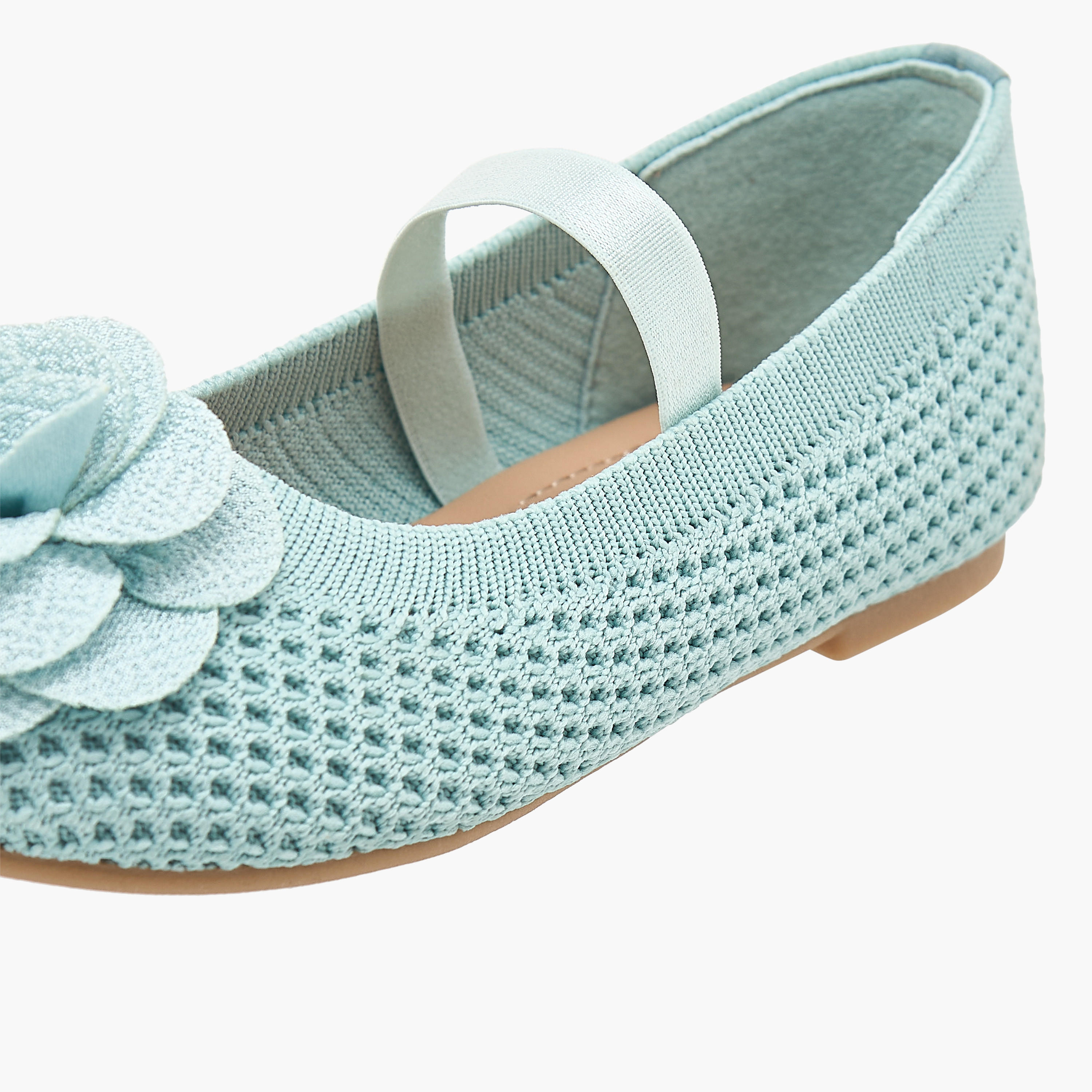 حذاء باليرينا بحزام مطاطي وتفاصيل زهرية من فلورا بيلا-girls-shoes-ballerinas-image-5