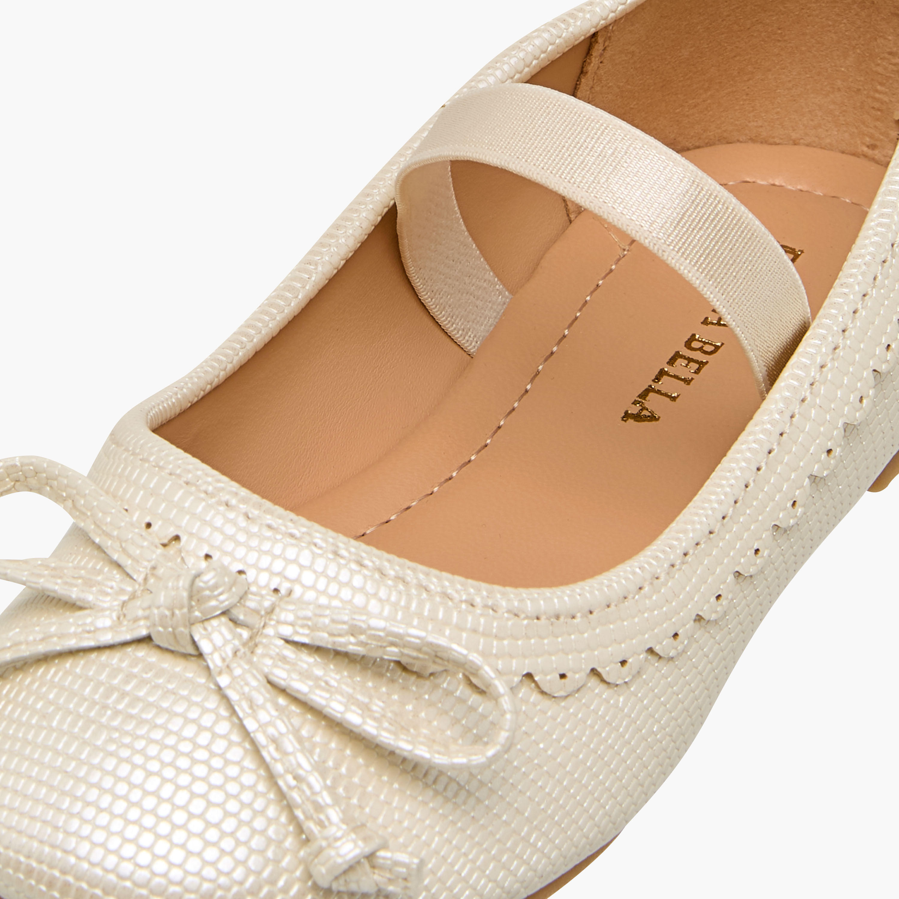 حذاء باليرينا بحزام مطاطي وتفاصيل صدفية للبنات من فلورا بيلا-girls-shoes-ballerinas-image-6