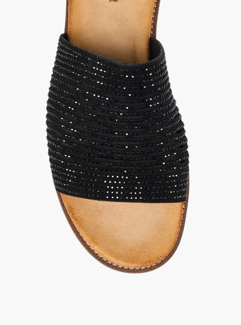 صندل مريح مزيّن سهل الارتداء من لو كونفورت-women-shoes-flats-sandals-image-4