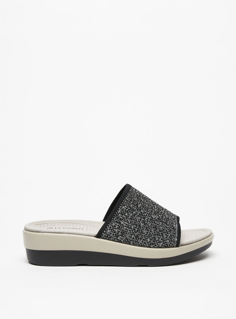 صندل بارز الملمس وسهل الارتداء من لو كونفورت-women-shoes-flats-sandals-image-4