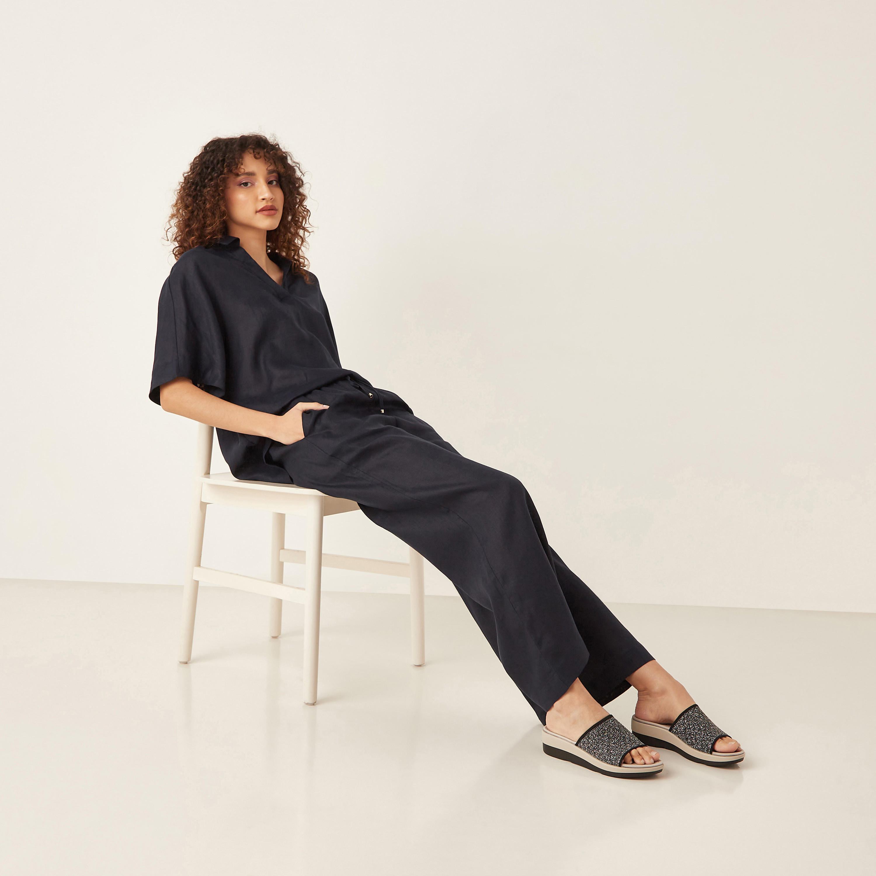 صندل بارز الملمس وسهل الارتداء من لو كونفورت-women-shoes-flats-sandals-image-6
