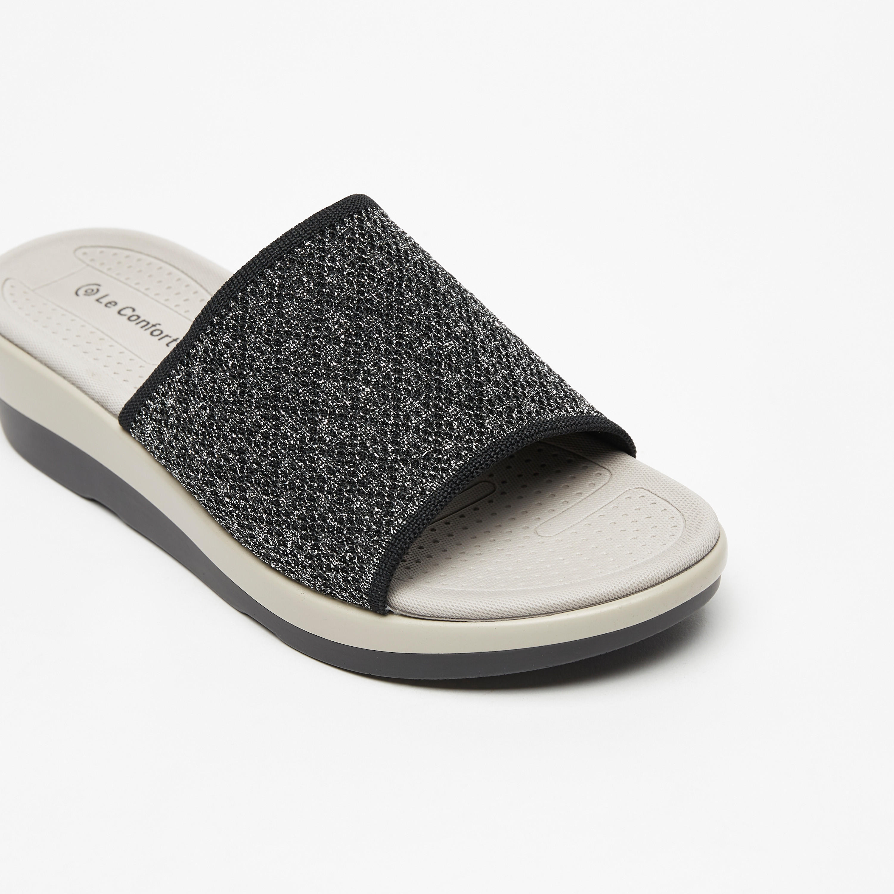 صندل بارز الملمس وسهل الارتداء من لو كونفورت-women-shoes-flats-sandals-image-7