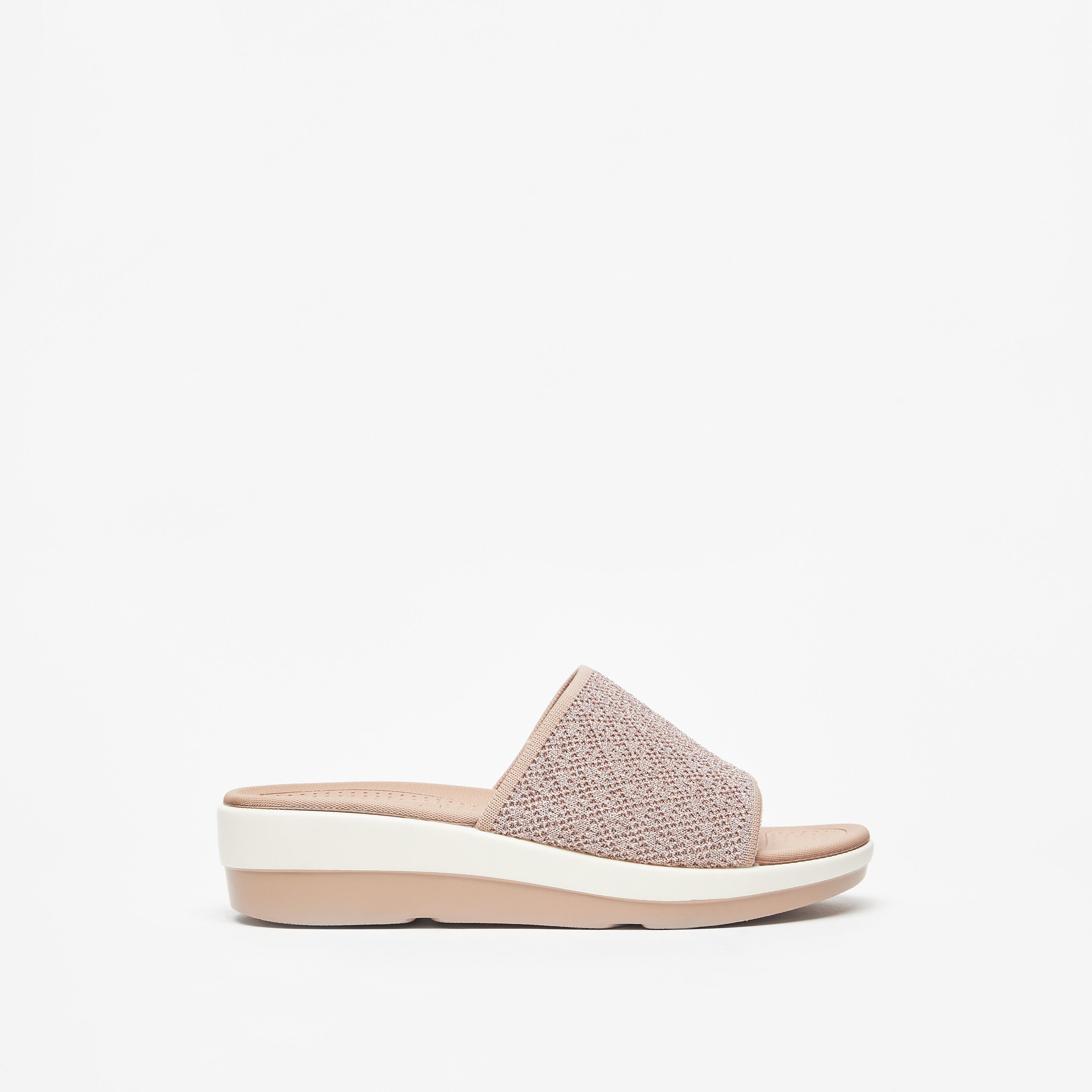 صندل بارز الملمس وسهل الارتداء من لو كونفورت-women-shoes-flats-sandals-image-9