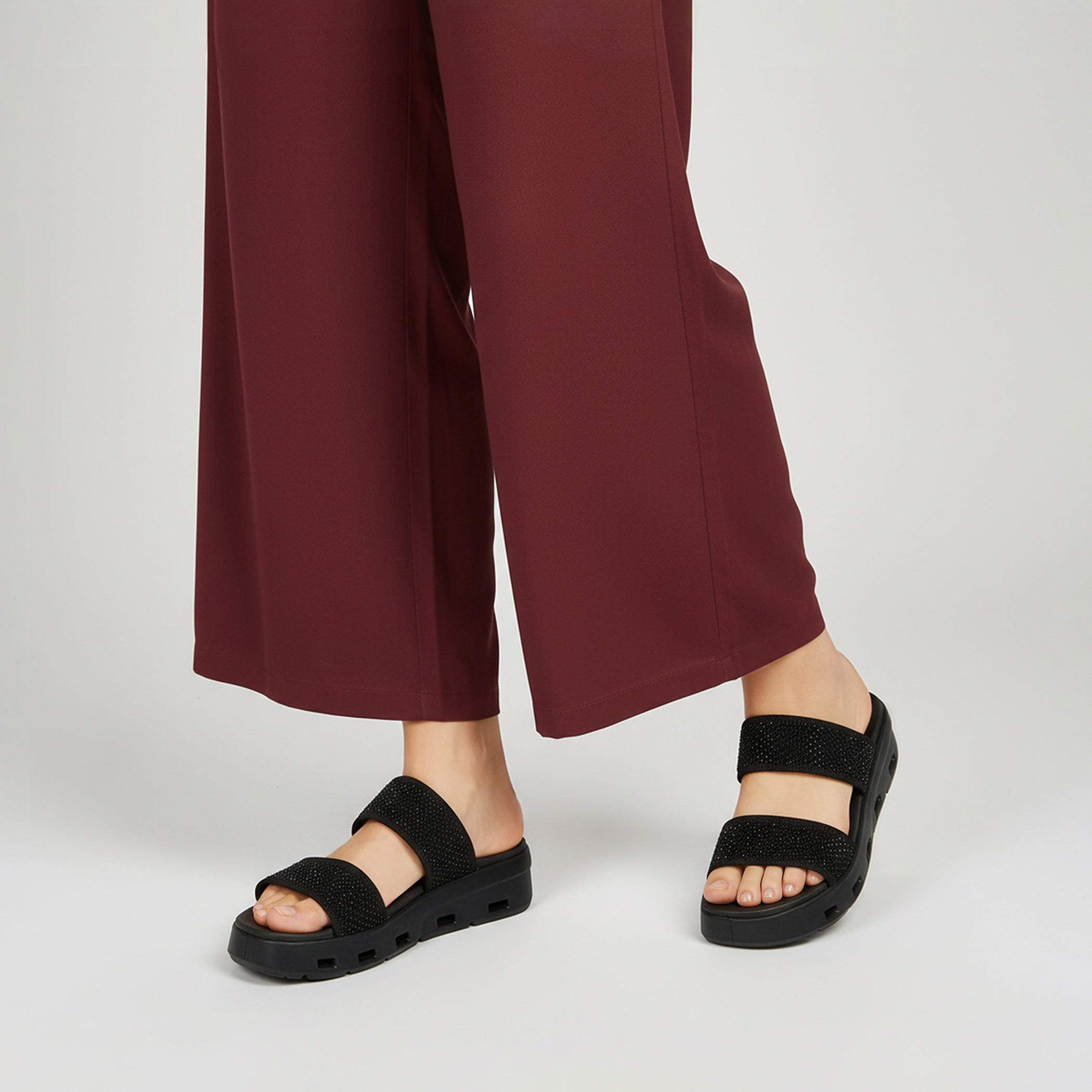 Le Confort Women Embellished Flyknit Sandals-women-shoes-sandals-heeled-image-2