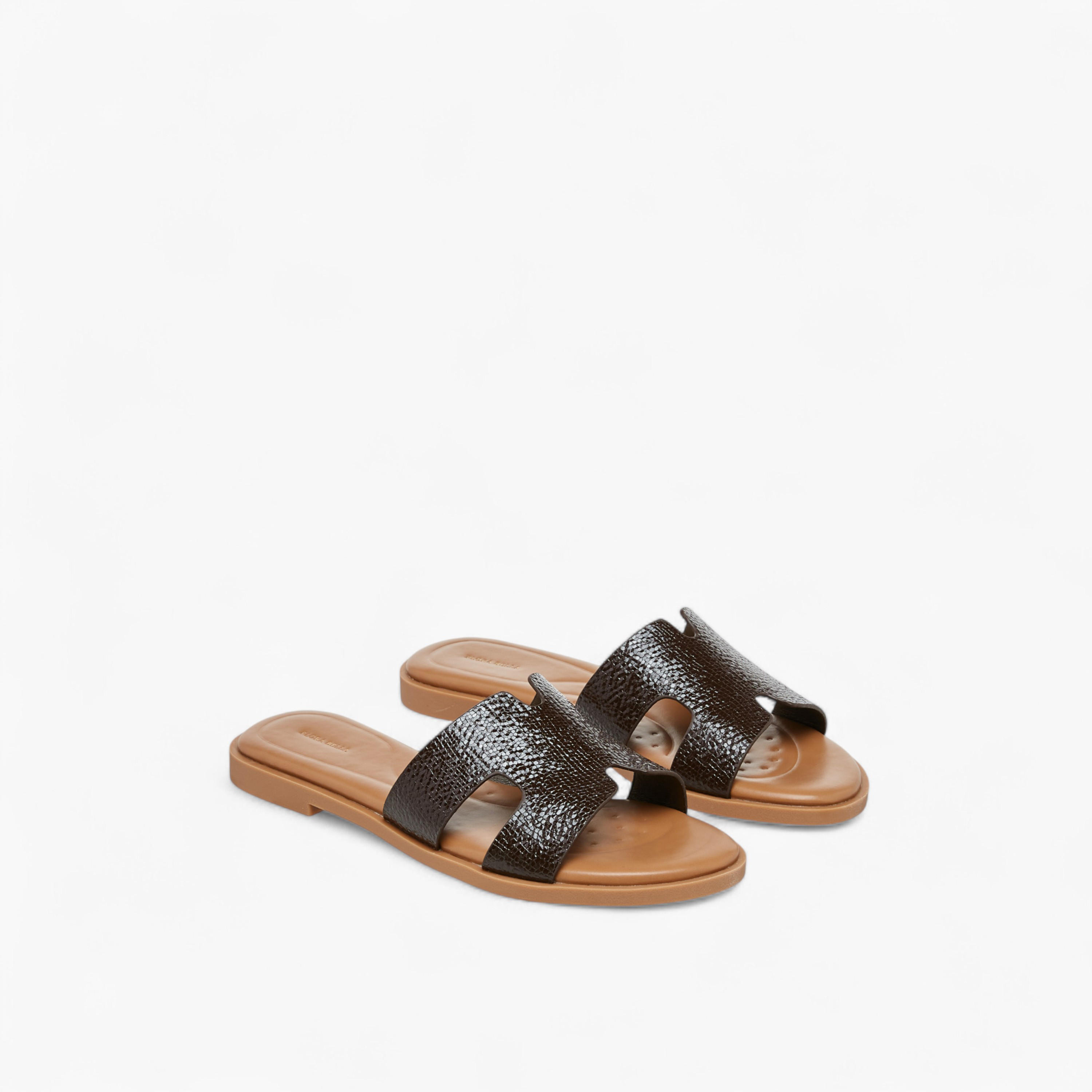 Flora Bella Women's Textured Slip-On Sandals-women-shoes-flats-sandals-image-1