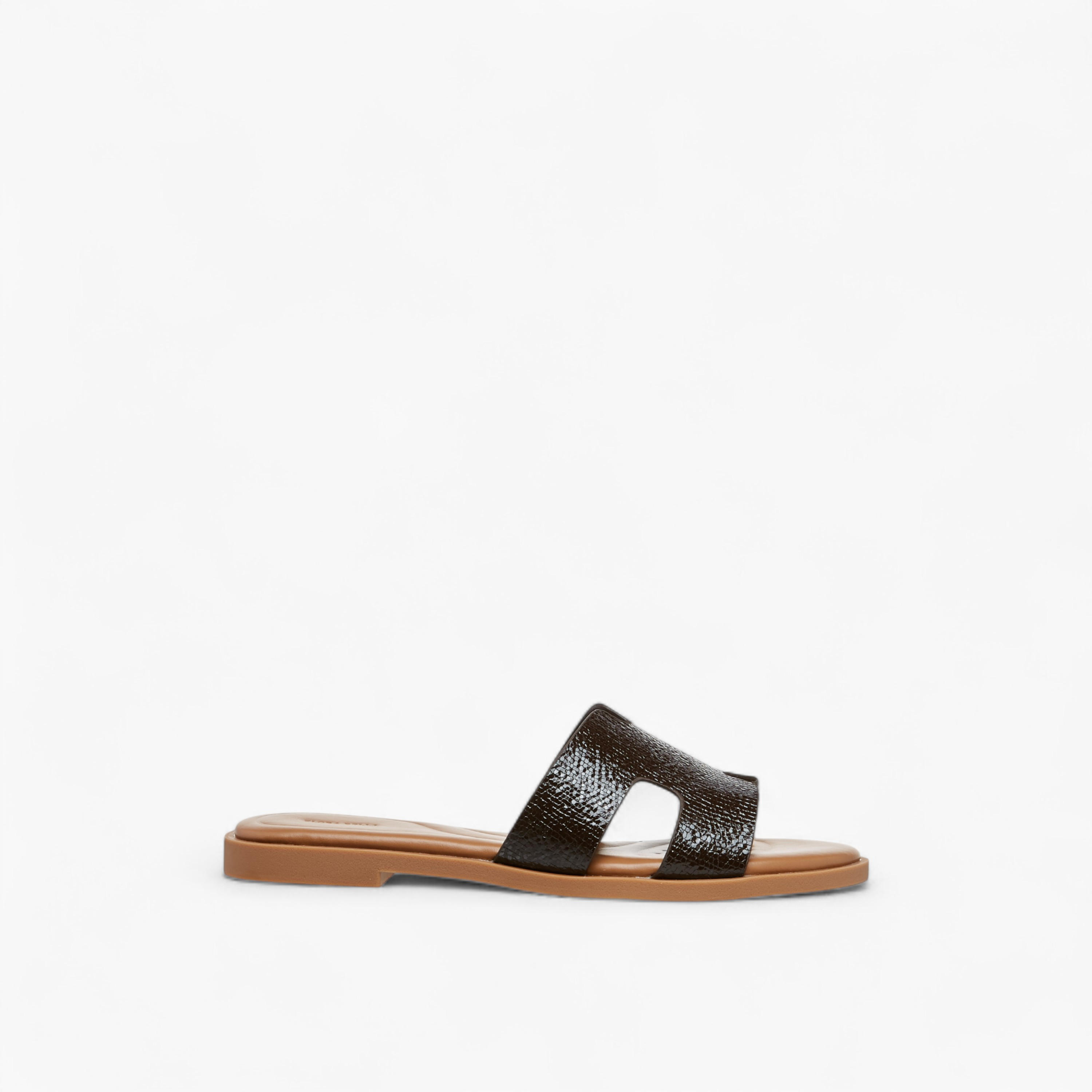 Flora Bella Women's Textured Slip-On Sandals-women-shoes-flats-sandals-image-3