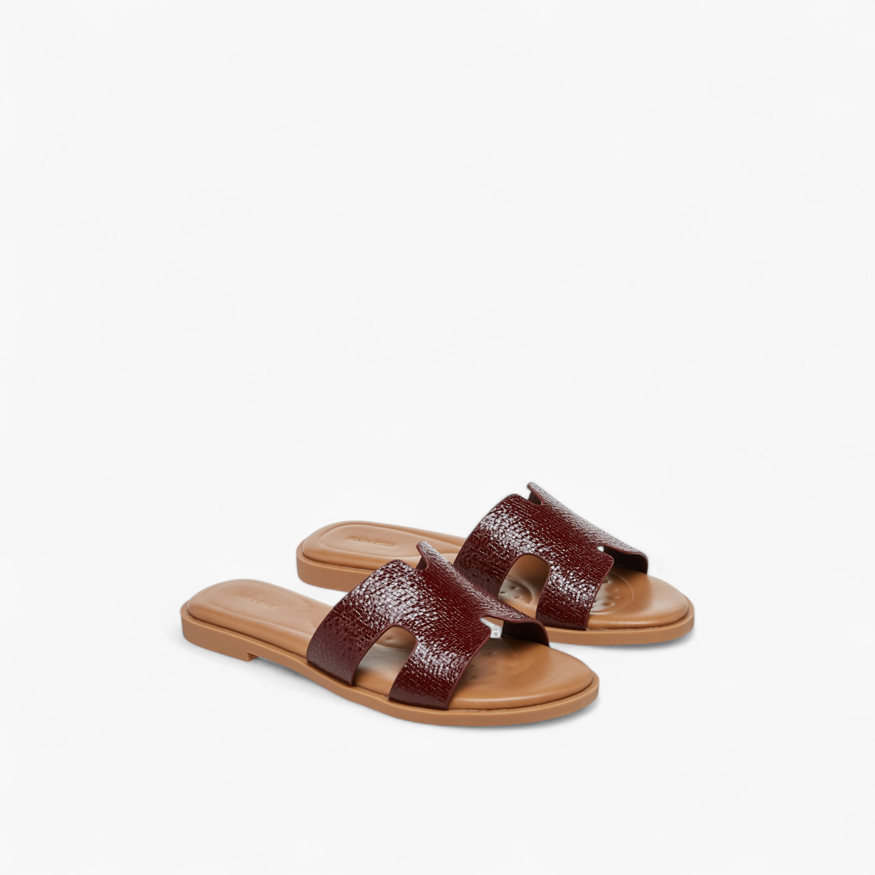 Flora Bella Women's Textured Slip-On Sandals-women-shoes-flats-sandals-image-1