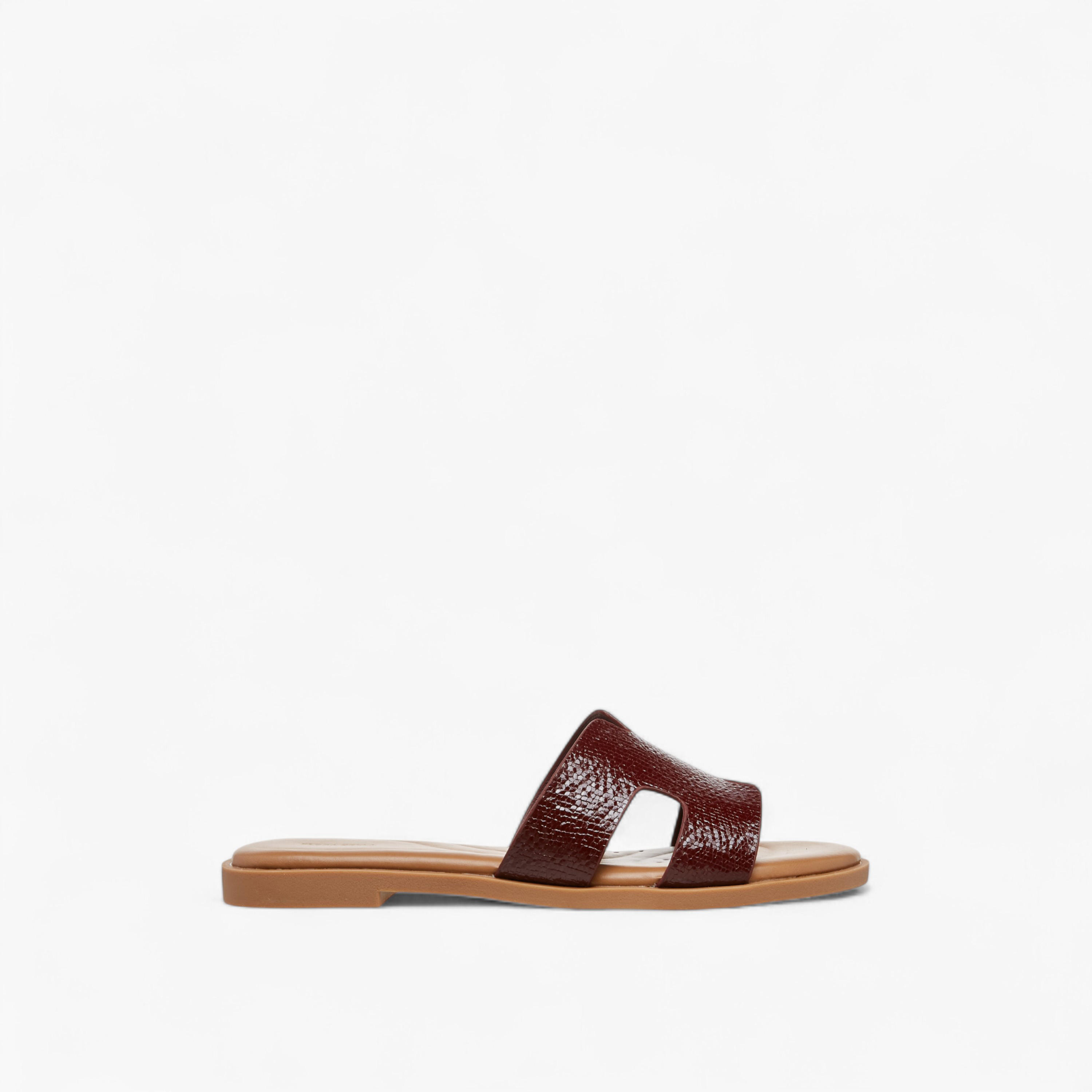 Flora Bella Women's Textured Slip-On Sandals-women-shoes-flats-sandals-image-3