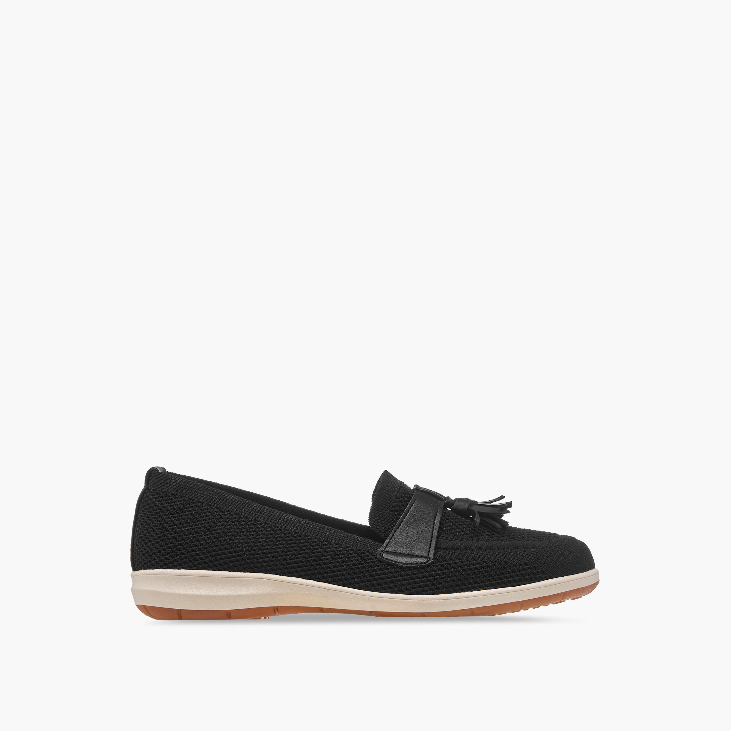 لوفر سهل الارتداء بتفاصيل شراشيب من فلورا بيلا-women-shoes-loafersandmoccasins-image-3