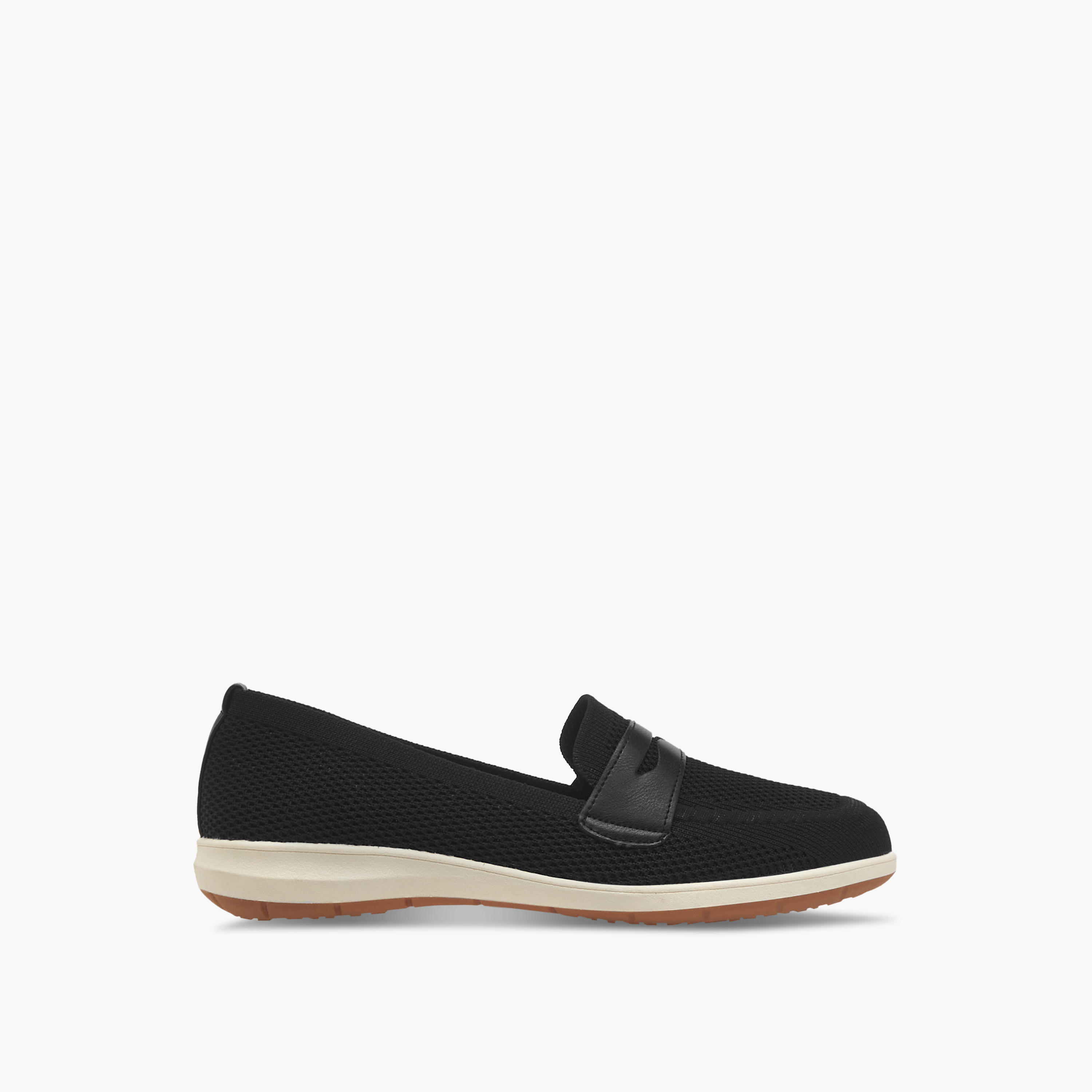 حذاء سهل الارتداء شبك مريح بتفاصيل مفرغة من لو كونفورت-women-shoes-loafersandmoccasins-image-3