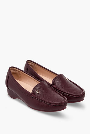 حذاء لوفر بارز الملمس بكعب ويدج للنساء من لو كونفورت-women-shoes-loafersandmoccasins-image-1