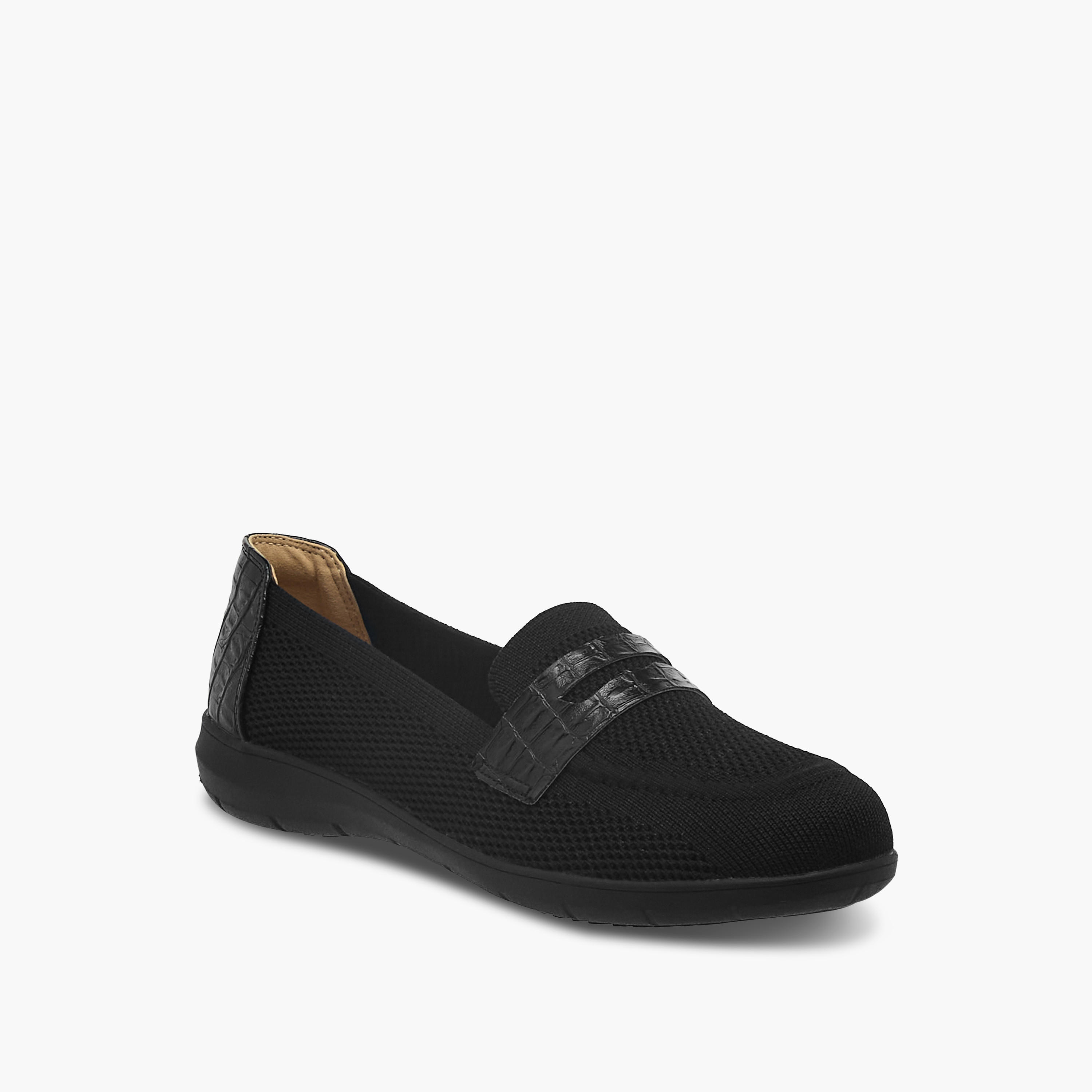 حذاء خفيف بارز الملمس للنساء من لو كونفورت-women-shoes-loafersandmoccasins-image-2