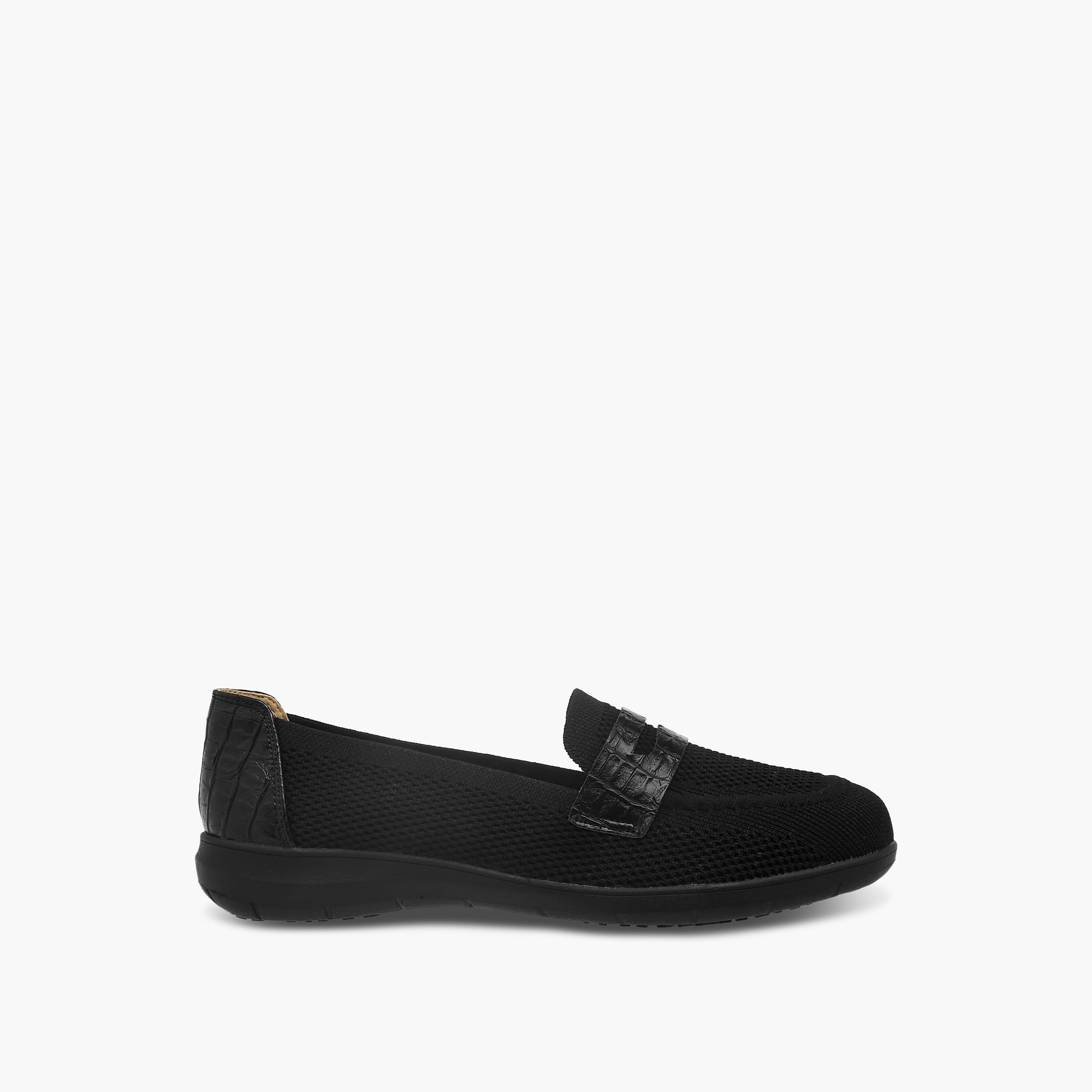حذاء خفيف بارز الملمس للنساء من لو كونفورت-women-shoes-loafersandmoccasins-image-3