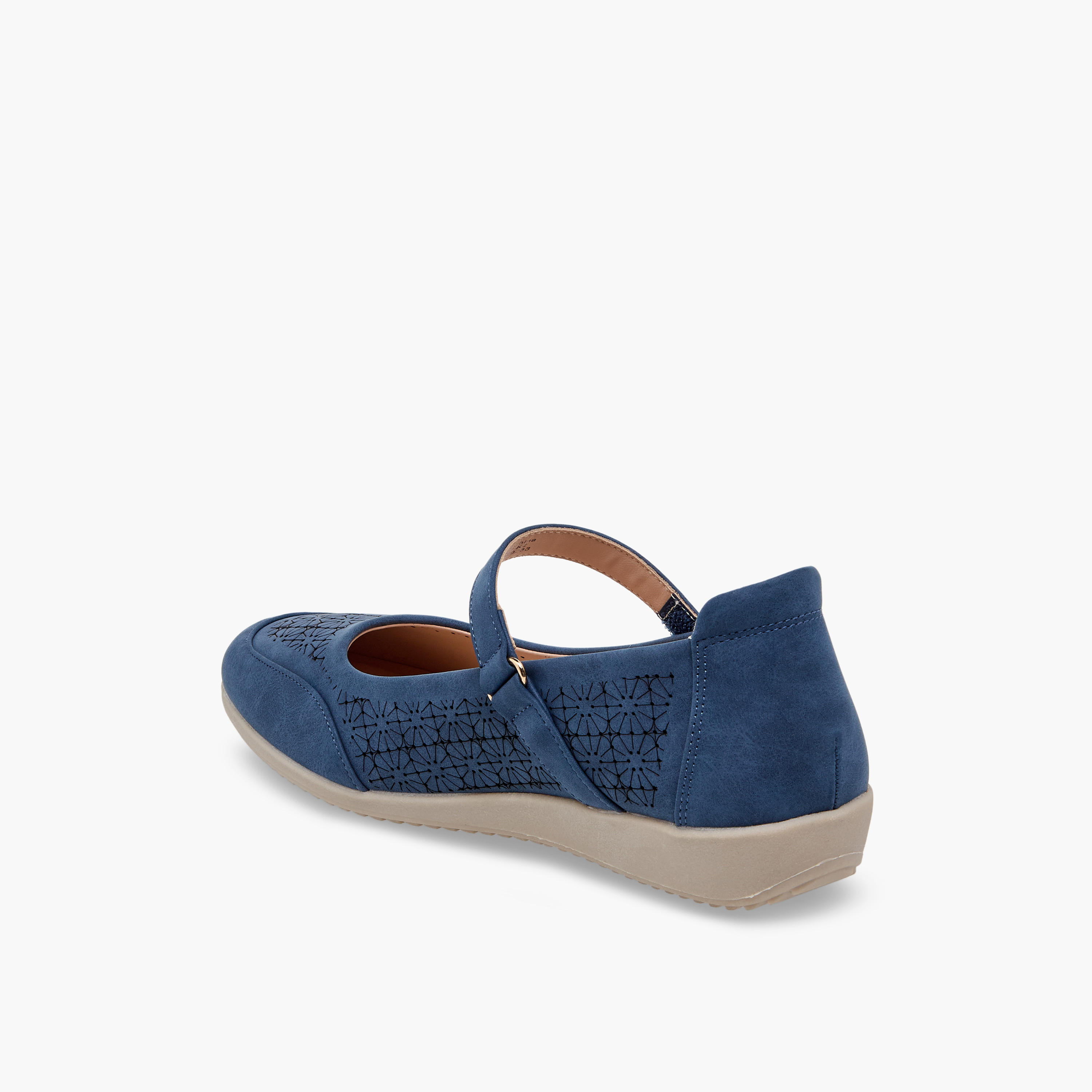 حذاء ماري جين بتفاصيل قص ليزر للنساء من لو كونفورت-women-shoes-ballerinas-image-5