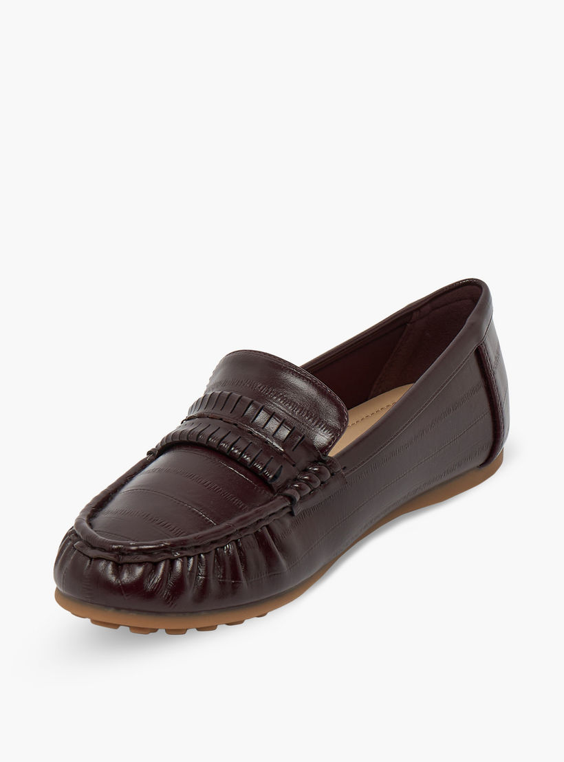حذاء سهل الارتداء بتفاصيل شراشيب للنساء من فلورا بيلا-women-shoes-flats-moccasins-image-4