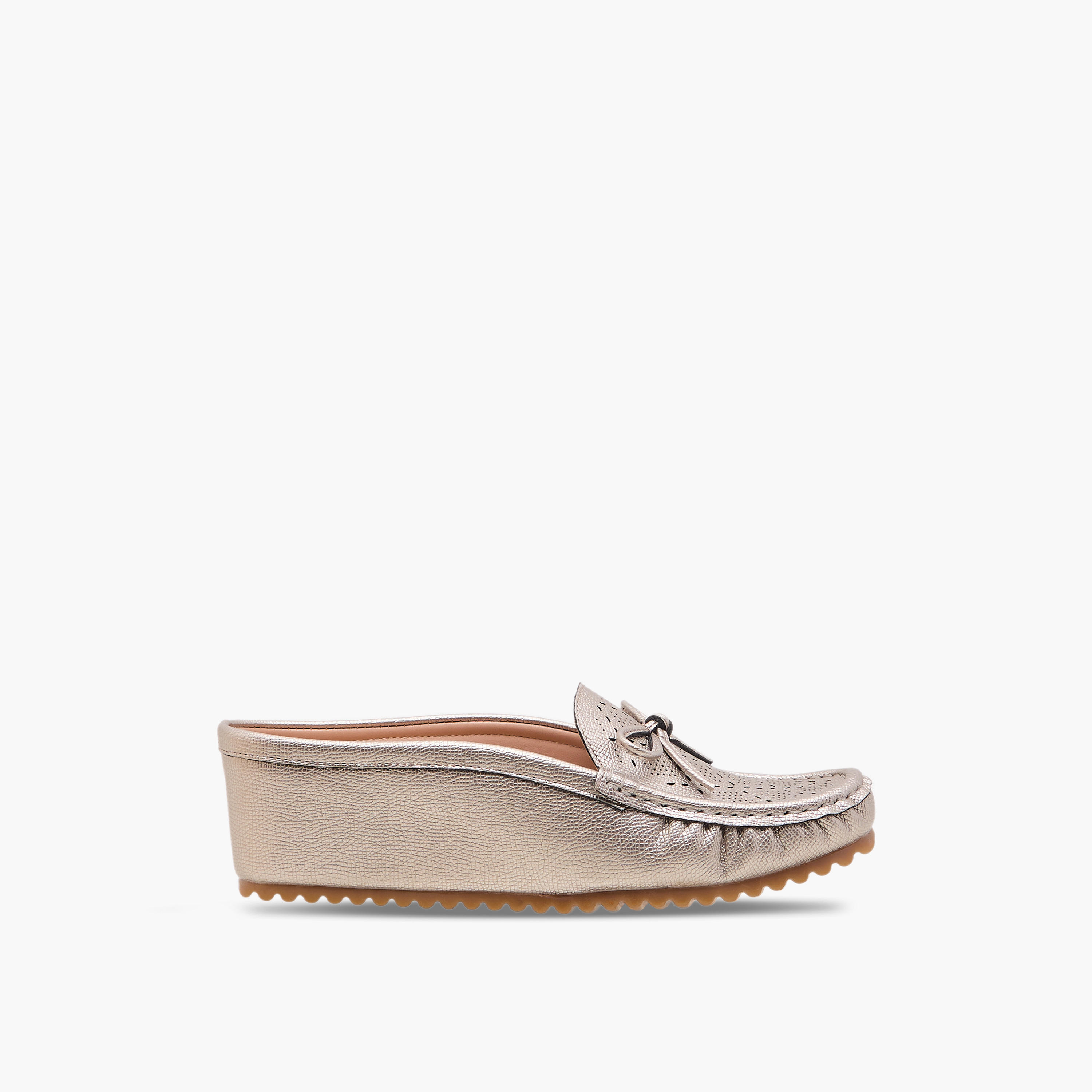 Le Confort Women Perforated Detail Mules-women-shoes-sandals-heeled-image-2