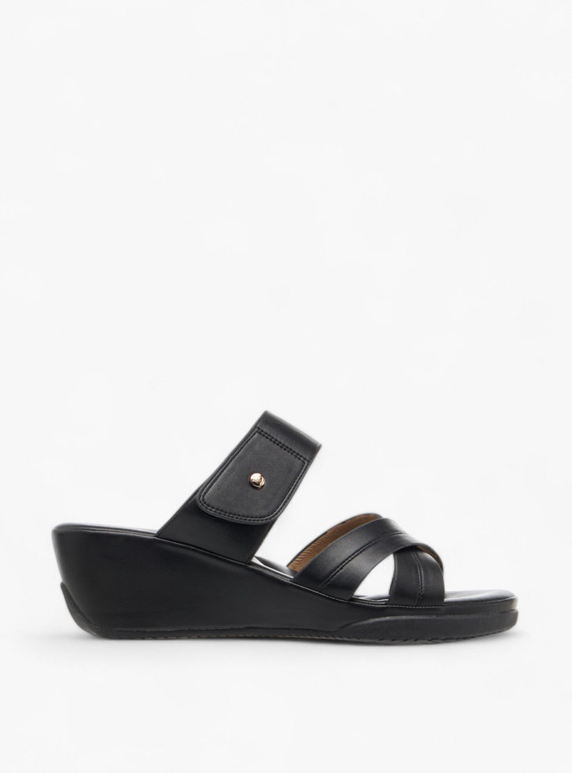 صندل مريح سهل الارتداء بارز الملمس بكعب ويدج من فلورا بيلا-women-shoes-sandals-heeled-image-3