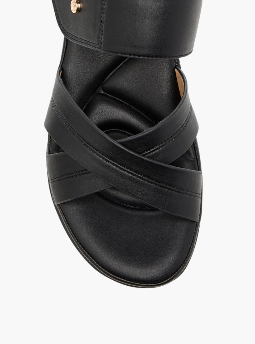 صندل مريح سهل الارتداء بارز الملمس بكعب ويدج من فلورا بيلا-women-shoes-sandals-heeled-image-4