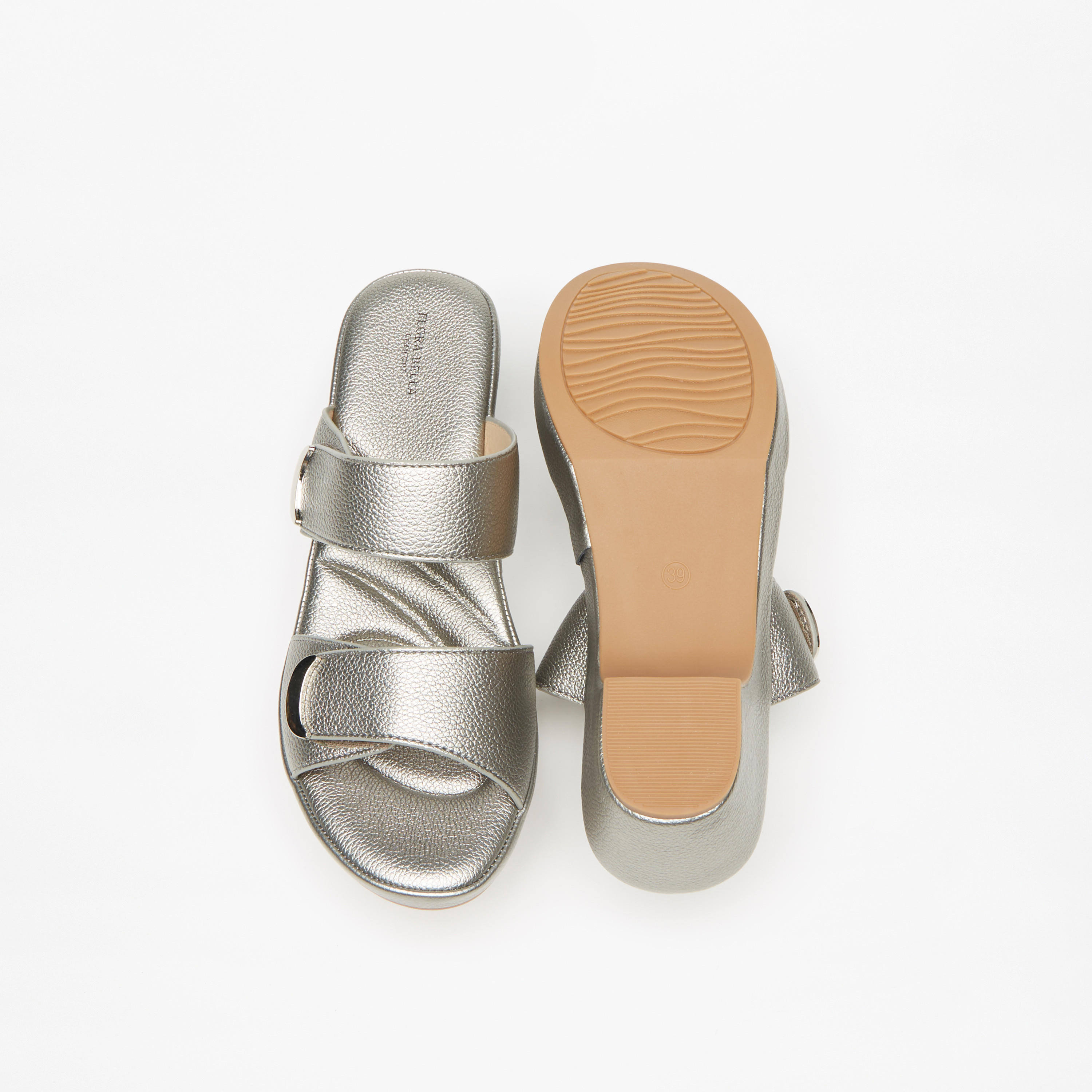 صندل بارز الملمس سهل الارتداء بكعب سميك من فلورا بيلا-women-shoes-sandals-heeled-image-9