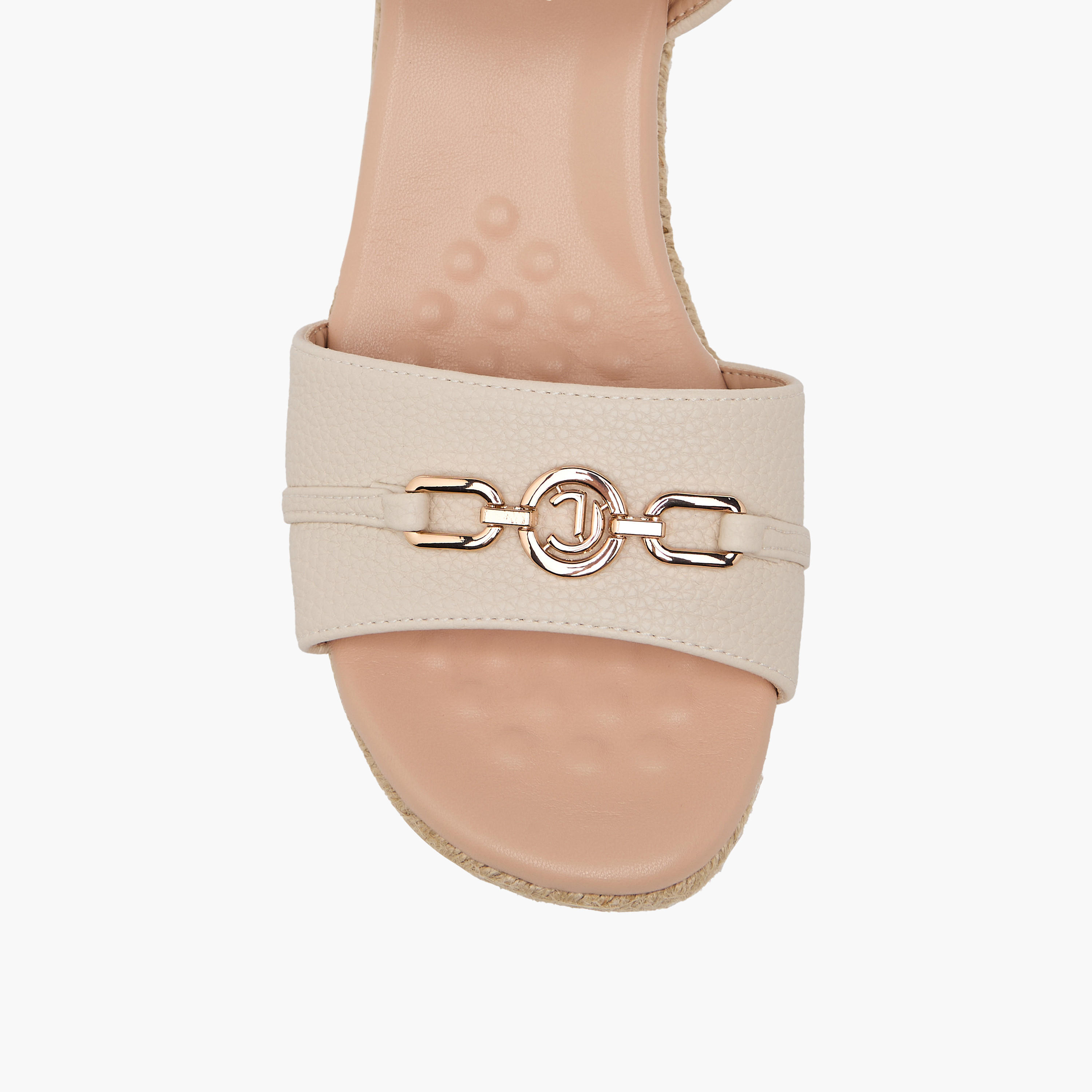 Le Confort Women Wedge Heel Sandals-women-shoes-sandals-heeled-image-4