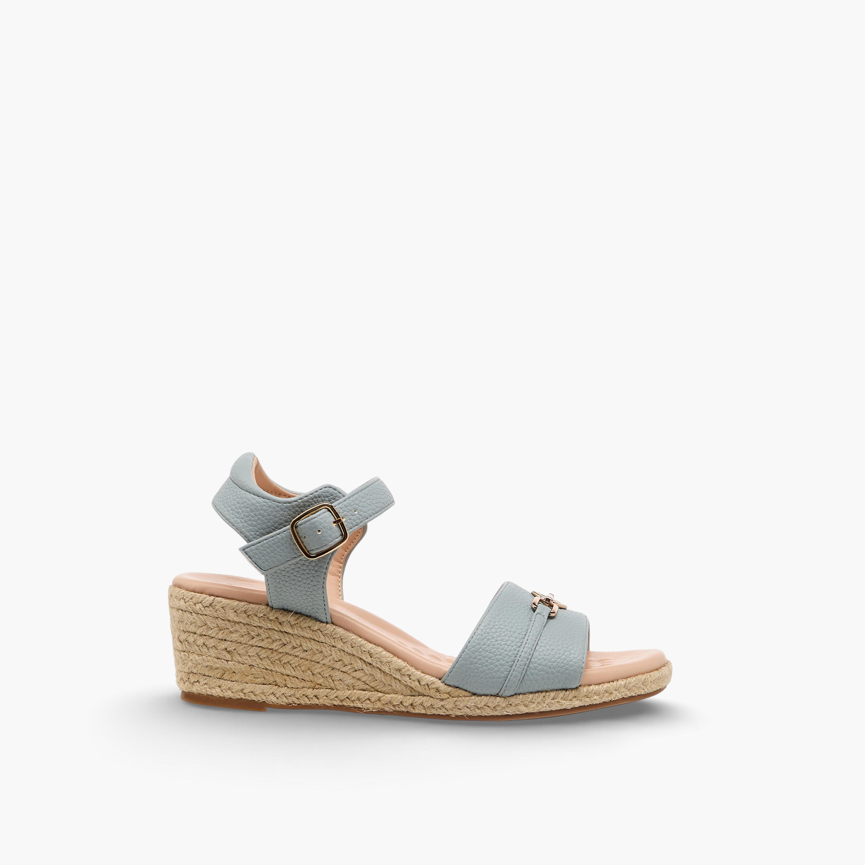 Le Confort Women Wedge Heel Sandals-women-shoes-sandals-heeled-image-3