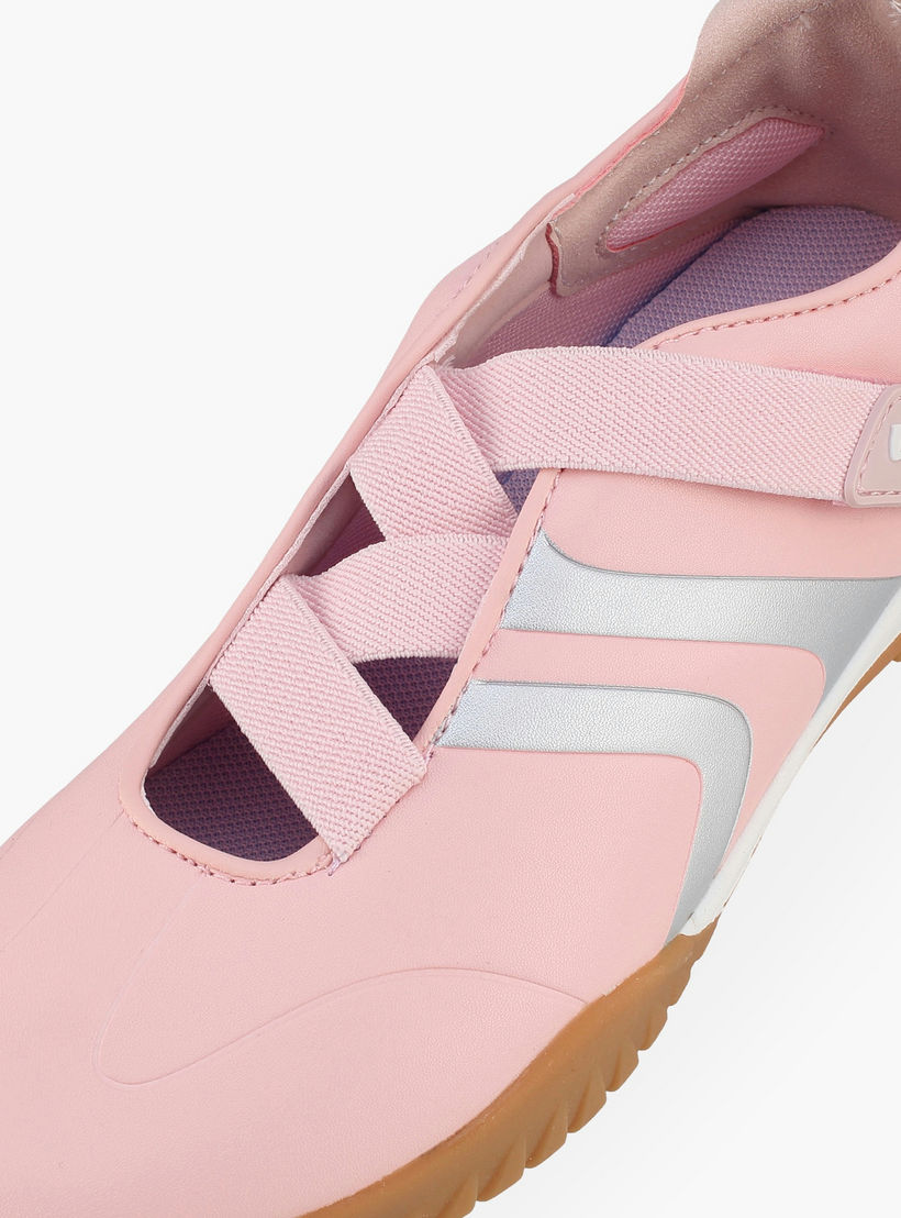 حذاء سنيكرز سهل الارتداء بطول الكاحل للنساء من لي كوبر-women-shoes-sneakers-image-4
