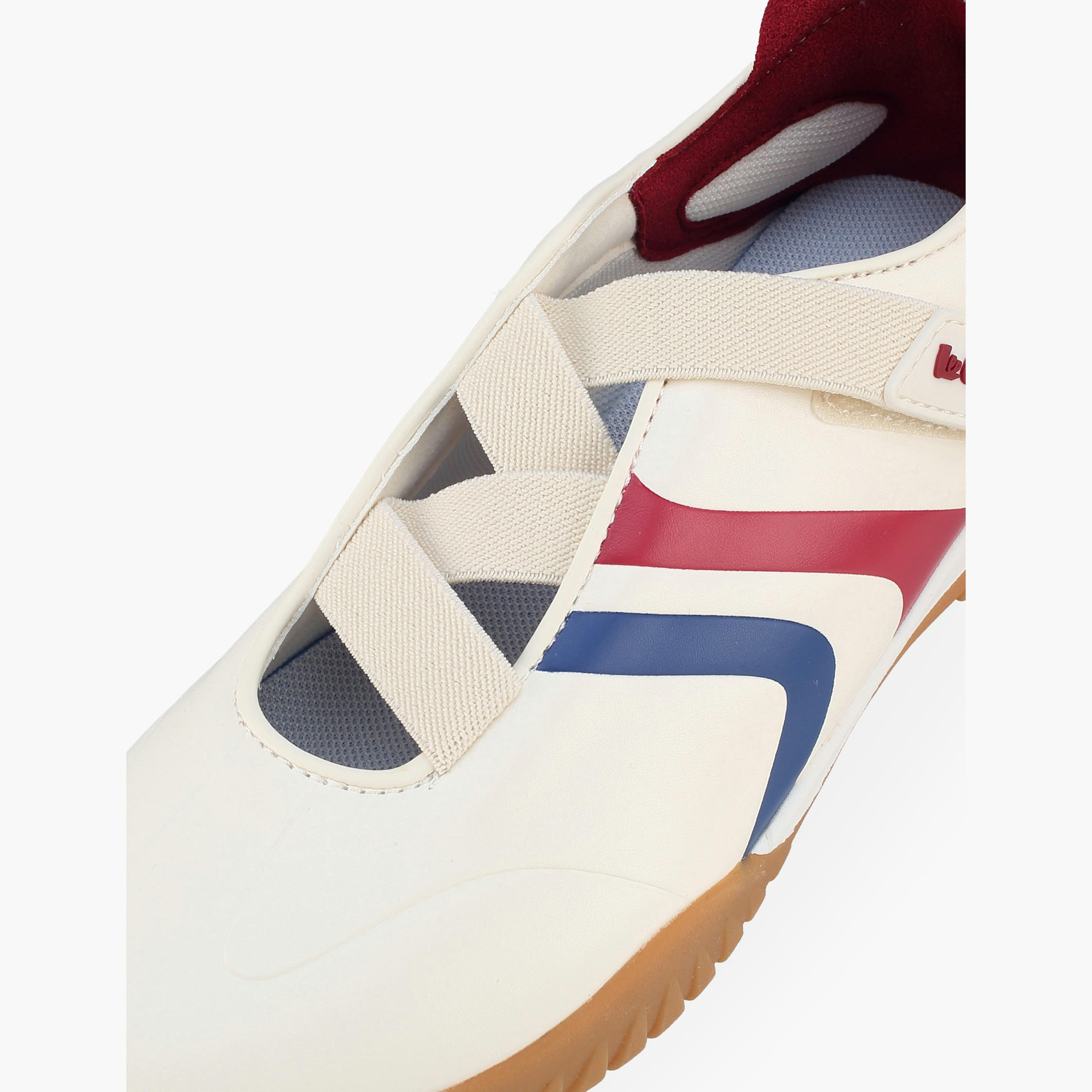 حذاء سنيكرز سهل الارتداء بطول الكاحل للنساء من لي كوبر-women-shoes-sneakers-image-4