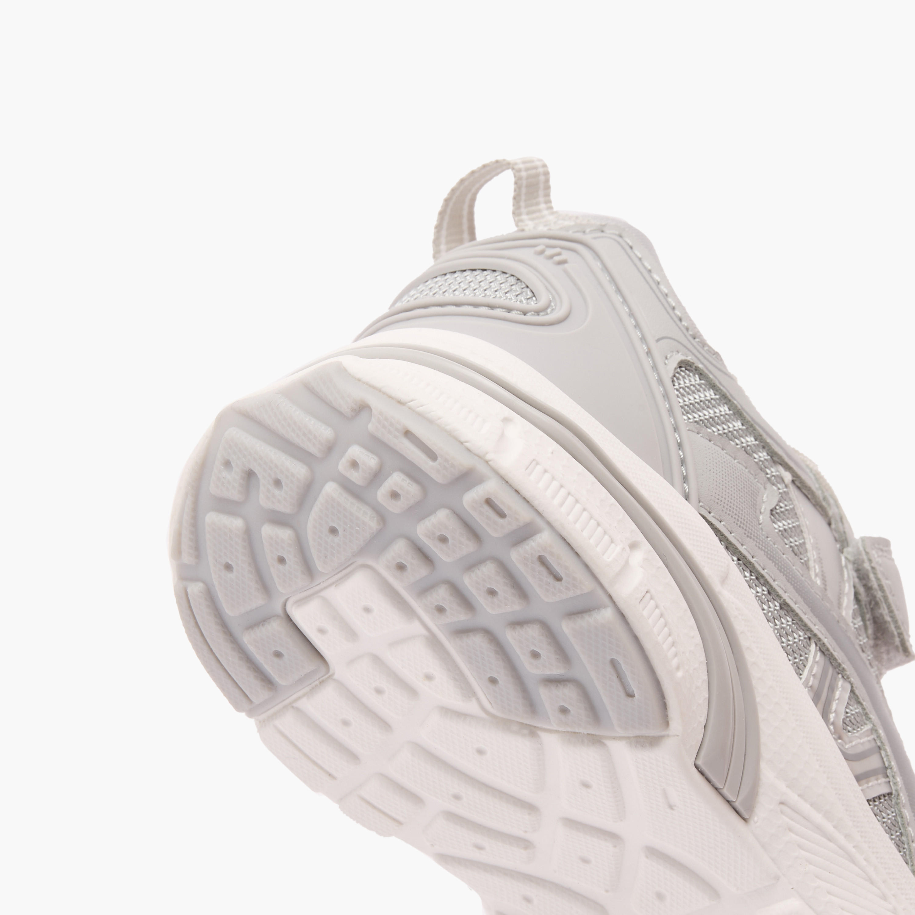 حذاء سنيكرز للبنات بشريط إغلاق لاصق من ليتل ميسي-girls-shoes-sneakers-image-5