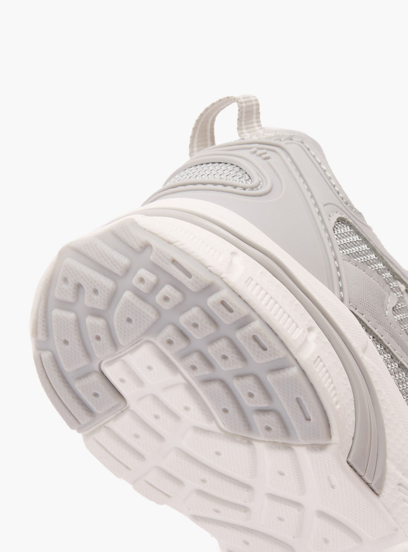 حذاء سنيكرز للبنات بشريط إغلاق لاصق من ليتل ميسي-girls-shoes-sneakers-image-5